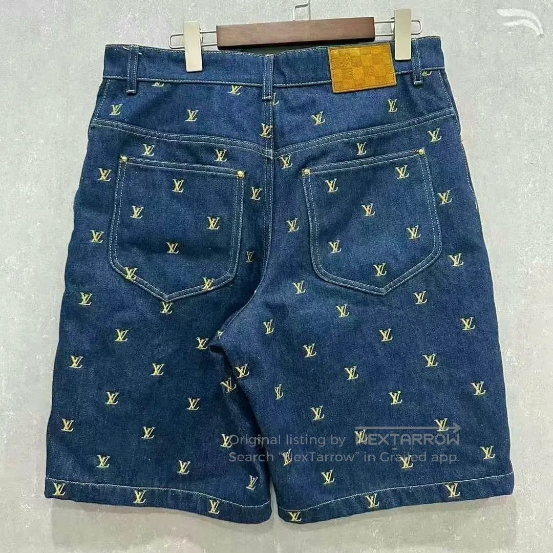 Louis Vuitton louis vuitton embroidered denim shorts size 33. Size US 33 - 2 Thumbnail