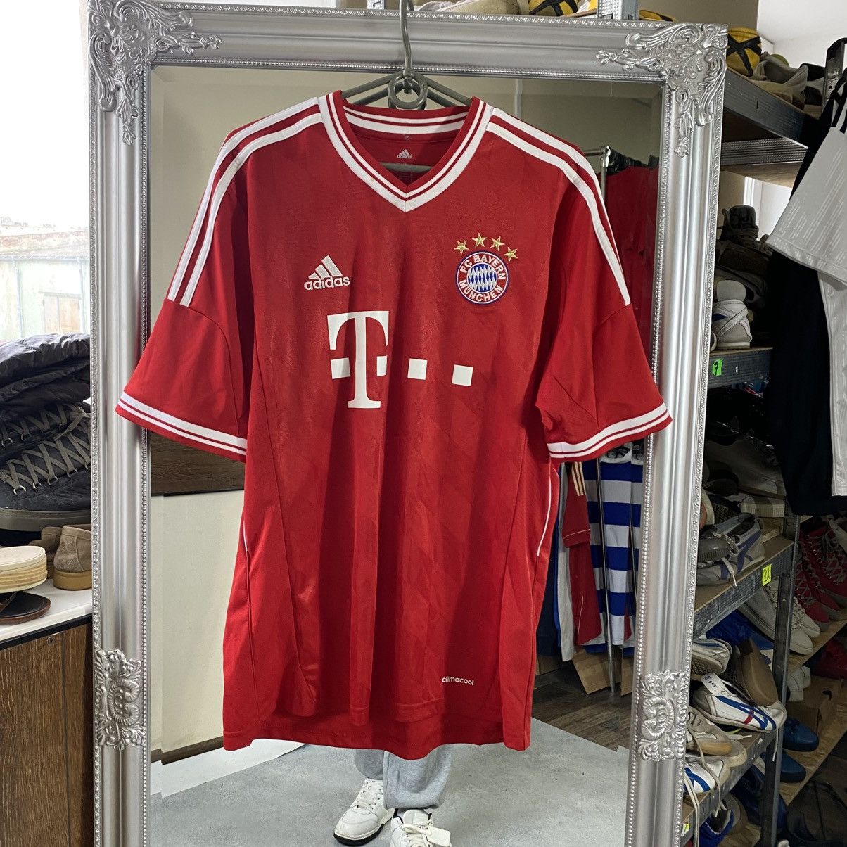 Adidas Vintage Adidas Bayern Munich Soccer jersey 31 Schweinsteiger Size US M / EU 48-50 / 2 - 4 Thumbnail