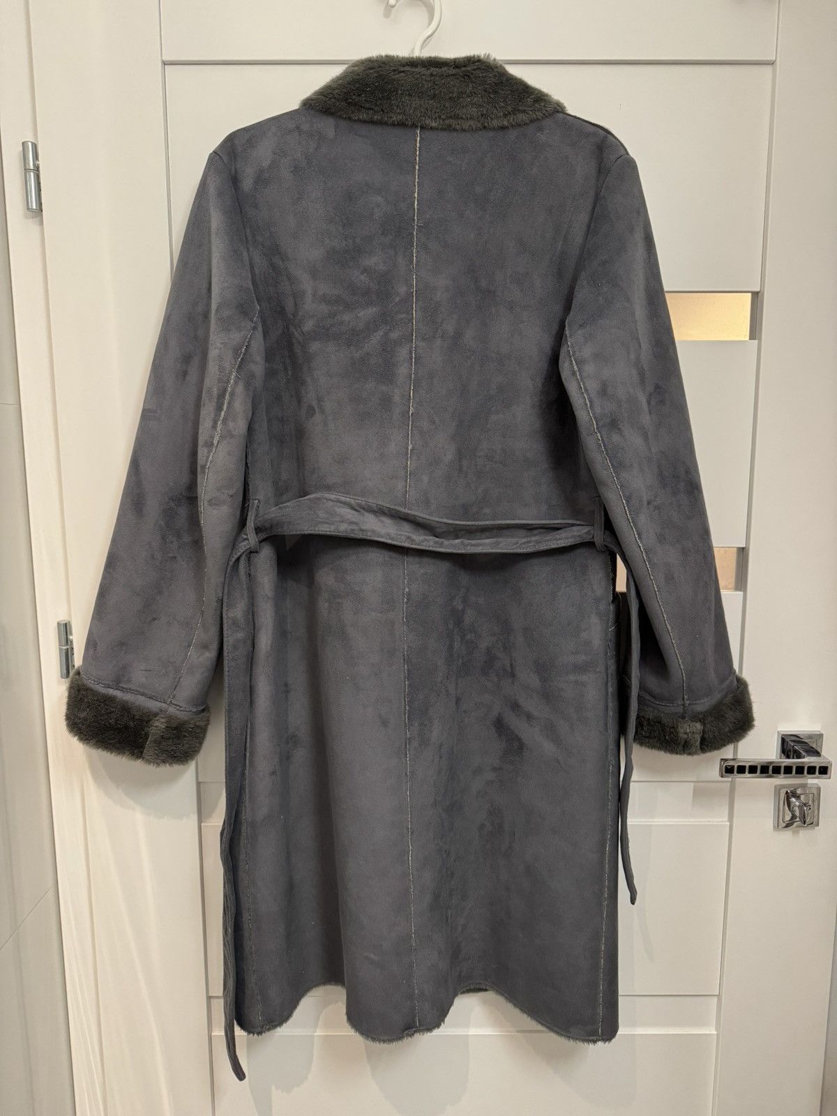 Balmain Balmain Paris Vintage Coat Navy Fur size 42 XL rare Size XL / US 12-14 / IT 48-50 - 2 Thumbnail