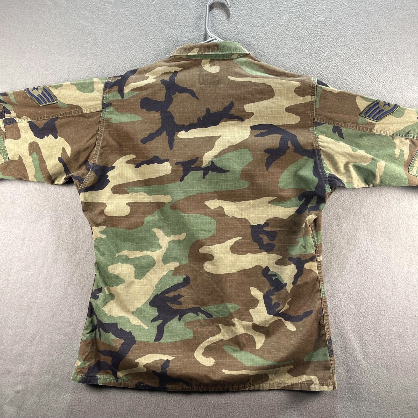 American Apparel VINTAGE USAF BDU Shirt Mens M Regular Woodland Camo Patches Ripstop 90s Size US M / EU 48-50 / 2 - 5 Thumbnail