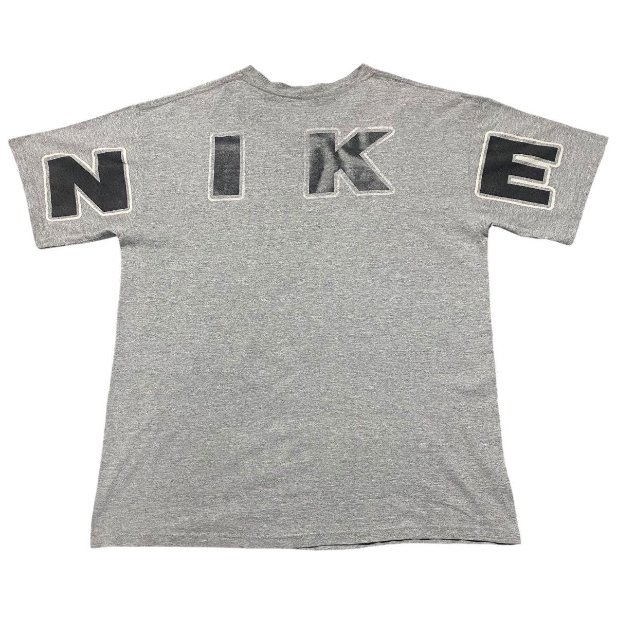 Vintage Vintage 90s Nike Shirt Spellout Backhit Size US L / EU 52-54 / 3 - 1 Thumbnail