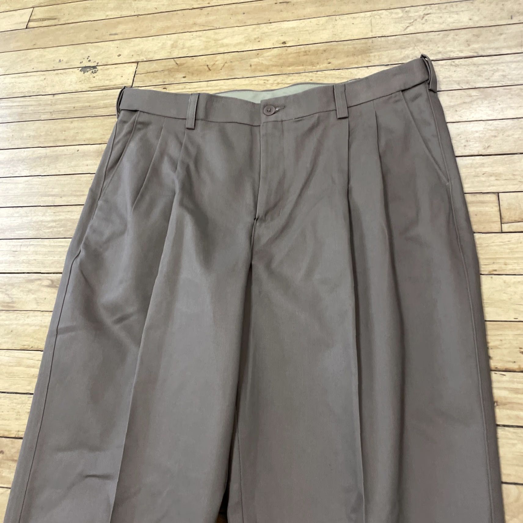 Vintage Cabela's Chino Pants Men 38x34 Brown AccuWaist Pleated Front Straight Twill NEW Size US 38 / EU 54 - 4 Thumbnail