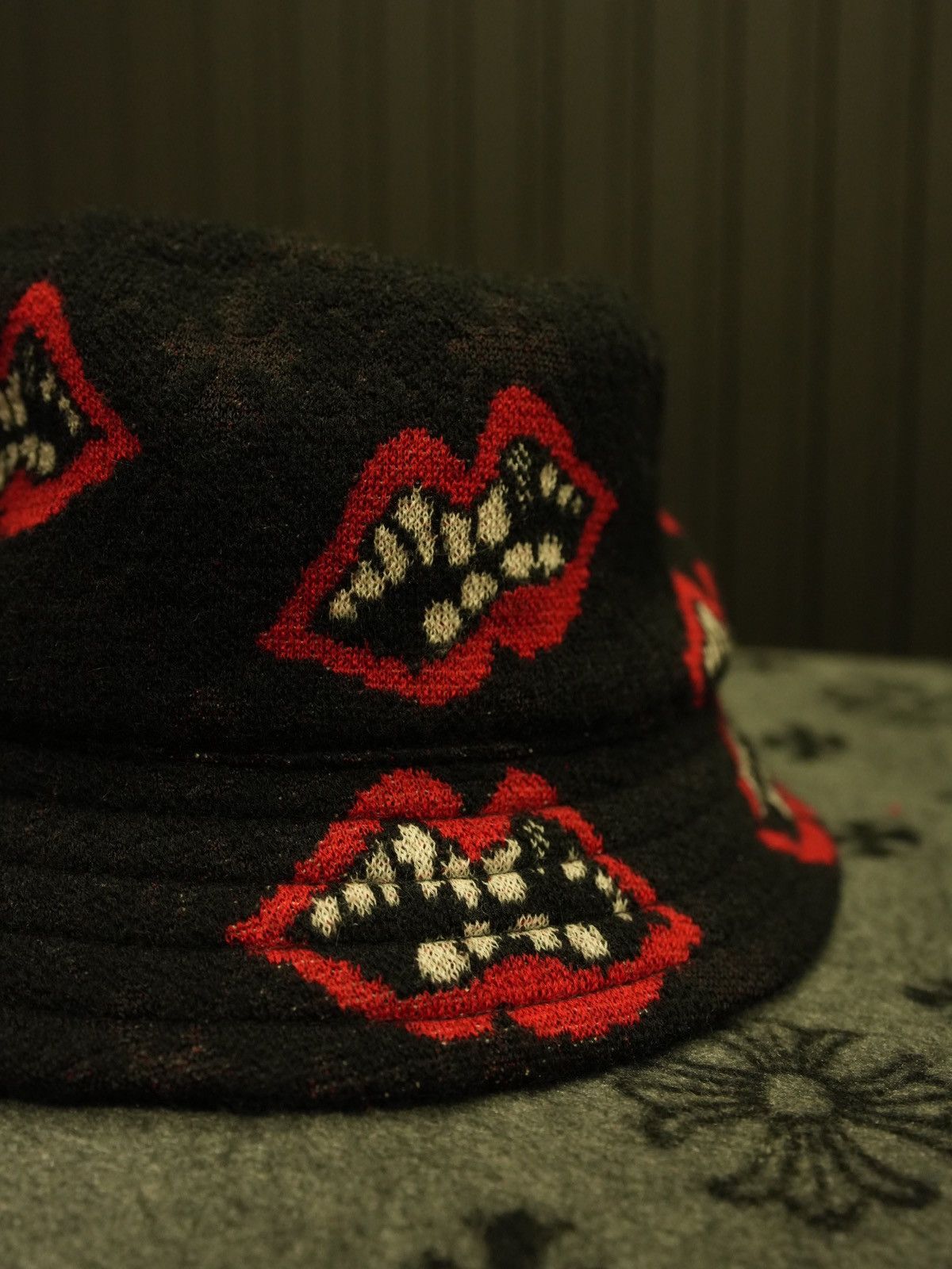 Chrome Hearts × Matty Boy Chrome Hearts Matty Boy Chomper Cashmere Bucket Hat Size ONE SIZE - 7 Thumbnail