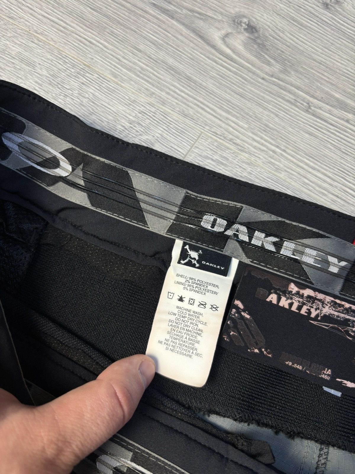 Oakley Oakley vintage shorts man size 36 Size US 36 / EU 52 - 14 Thumbnail