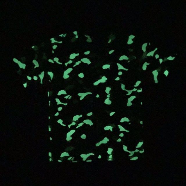 Bape 💫Glow in the dark💫 BAPE City camo APE HEAD T-shirt Size US L / EU 52-54 / 3 - 3 Thumbnail