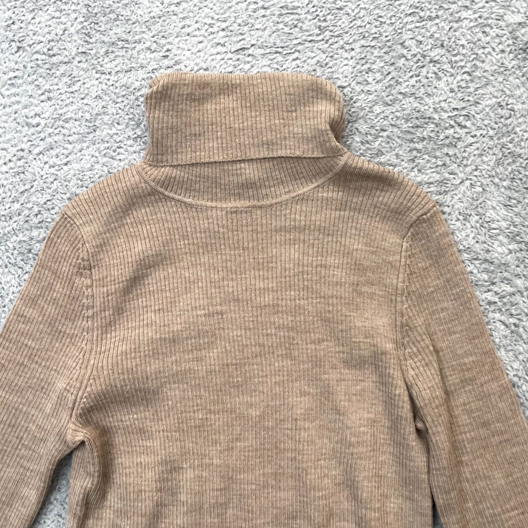 Uniqlo Uniqlo Sweater Womens Small Beige Merino Wool Ribbed Turtleneck Knit Pullover Dressy Casual Winter Regular Womens Size S / US 4 / IT 40 - 6 Thumbnail
