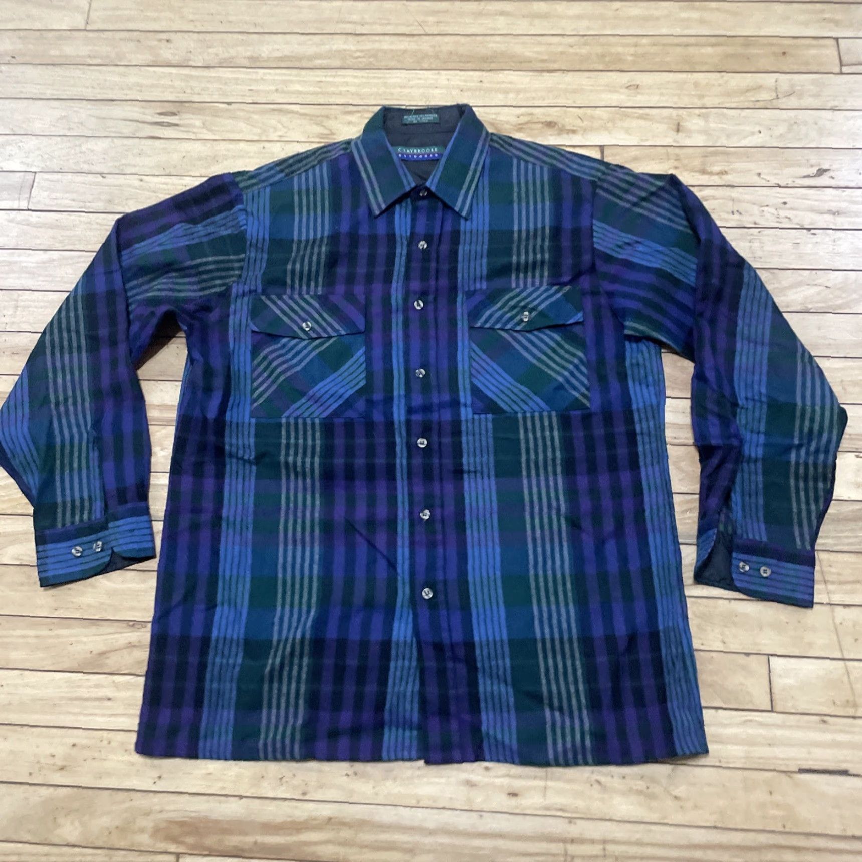 Vintage VINTAGE Claybrooke Outdoors Flannel Shirt Men 16-16.5 Purple Green Plaid 80s 90s Cotton Acrylic Button-Up Casual Workwear Fall Winter Spring Size US L / EU 52-54 / 3 - 3 Thumbnail