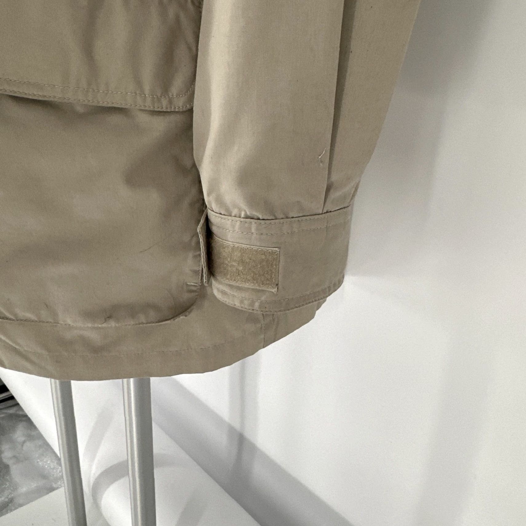 Eddie Bauer VINTAGE Eddie Bauer Coat Mens LT Beige Hooded Parka Wool Lined Field Jacket Size US L / EU 52-54 / 3 - 7 Thumbnail