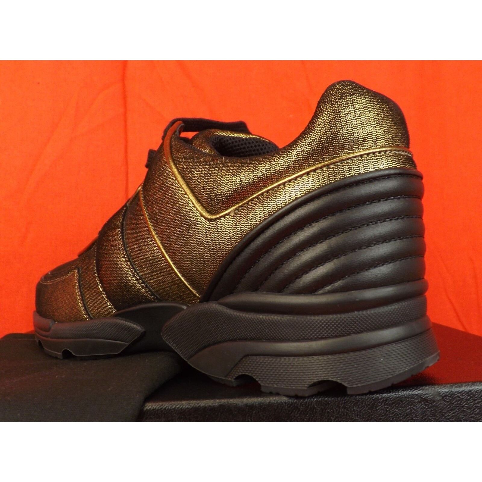 Chanel G31711 GOLDEN BROWN FABRIC LEATHER LOGO G31711 SNEAKERS 41 Size US 11 / IT 41 - 4 Thumbnail