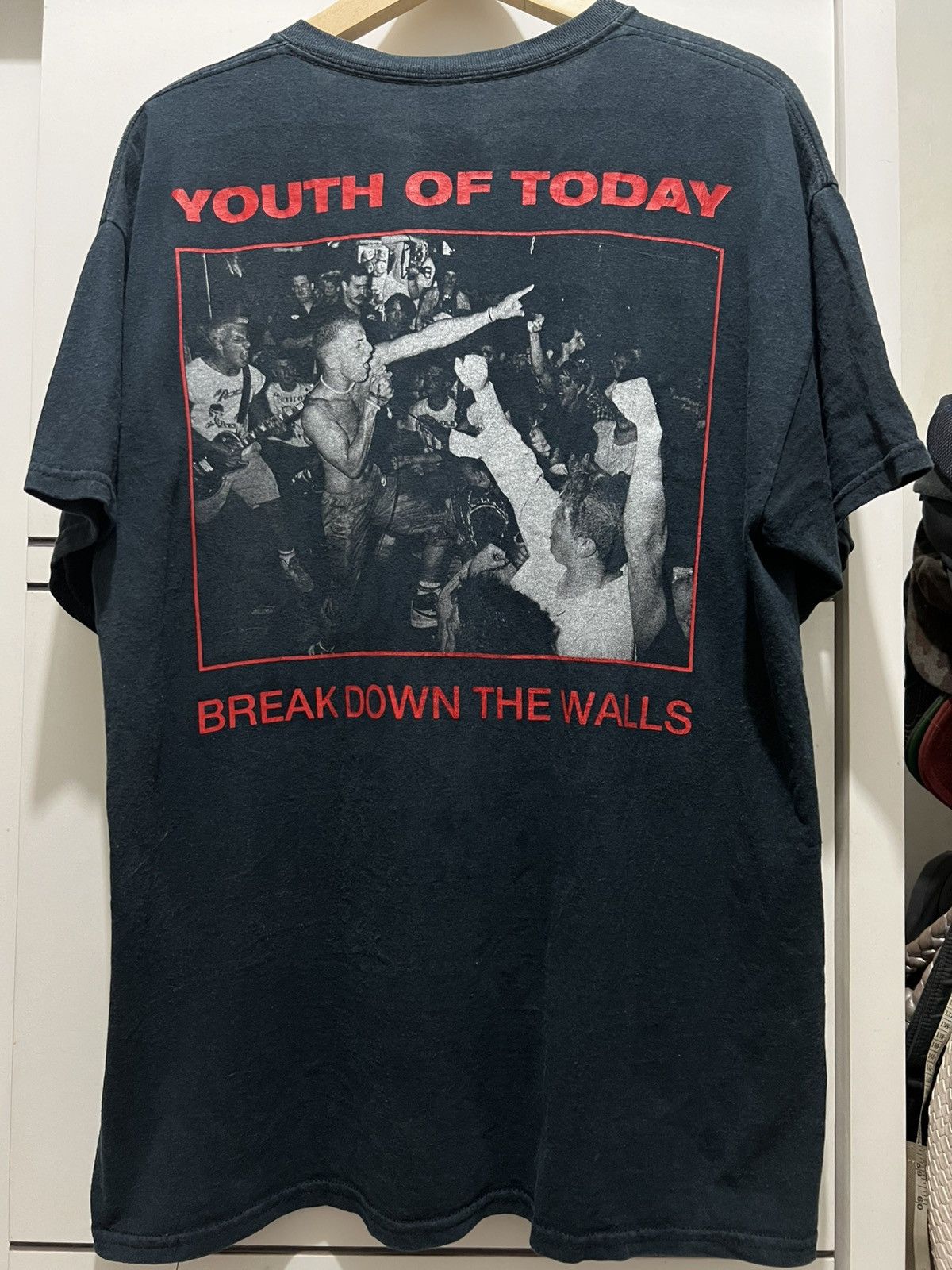 Band Tees Youth of Today “break down the walls” vintage y2k Size US L / EU 52-54 / 3 - 3 Thumbnail