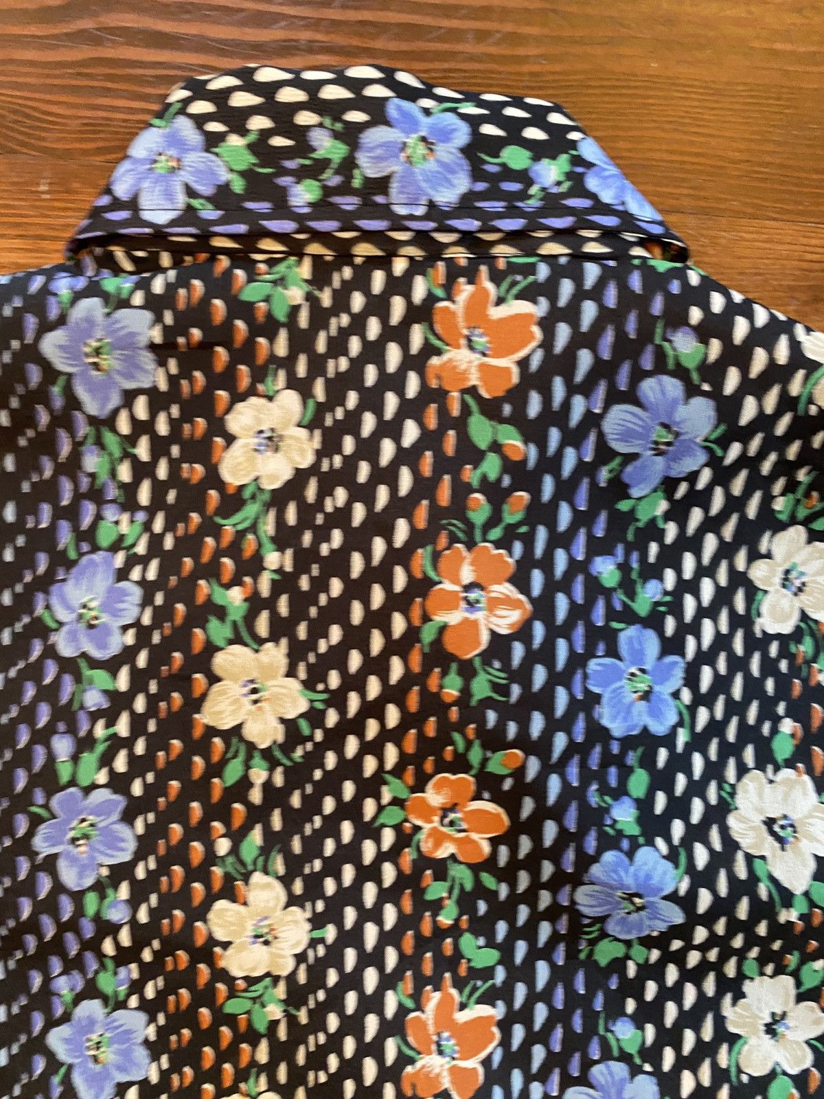 Retrofit × Vintage Vintage 60s/70s Kmart Flowers All Over Polyester Button Up Size M / US 6-8 / IT 42-44 - 15 Thumbnail