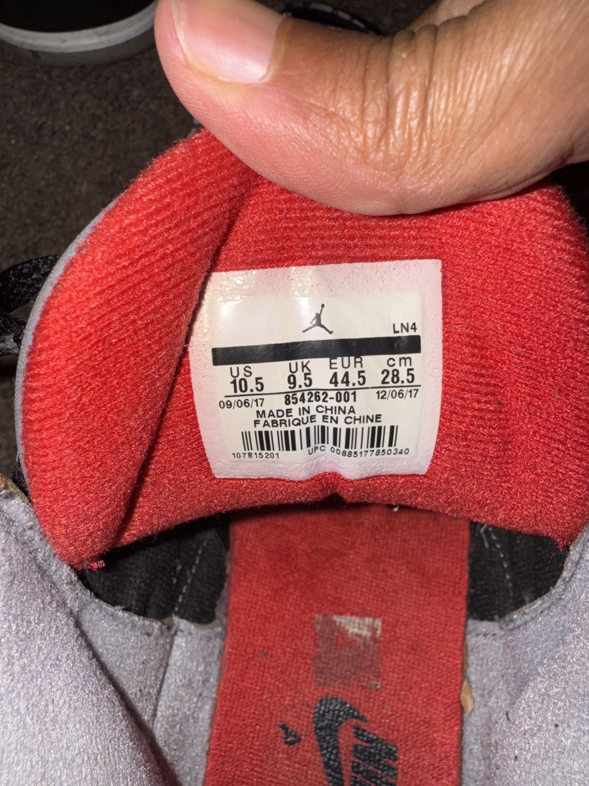 Jordan Brand Jordan black cement 3 2018 nike air Size US 10.5 / EU 43-44 - 5 Thumbnail