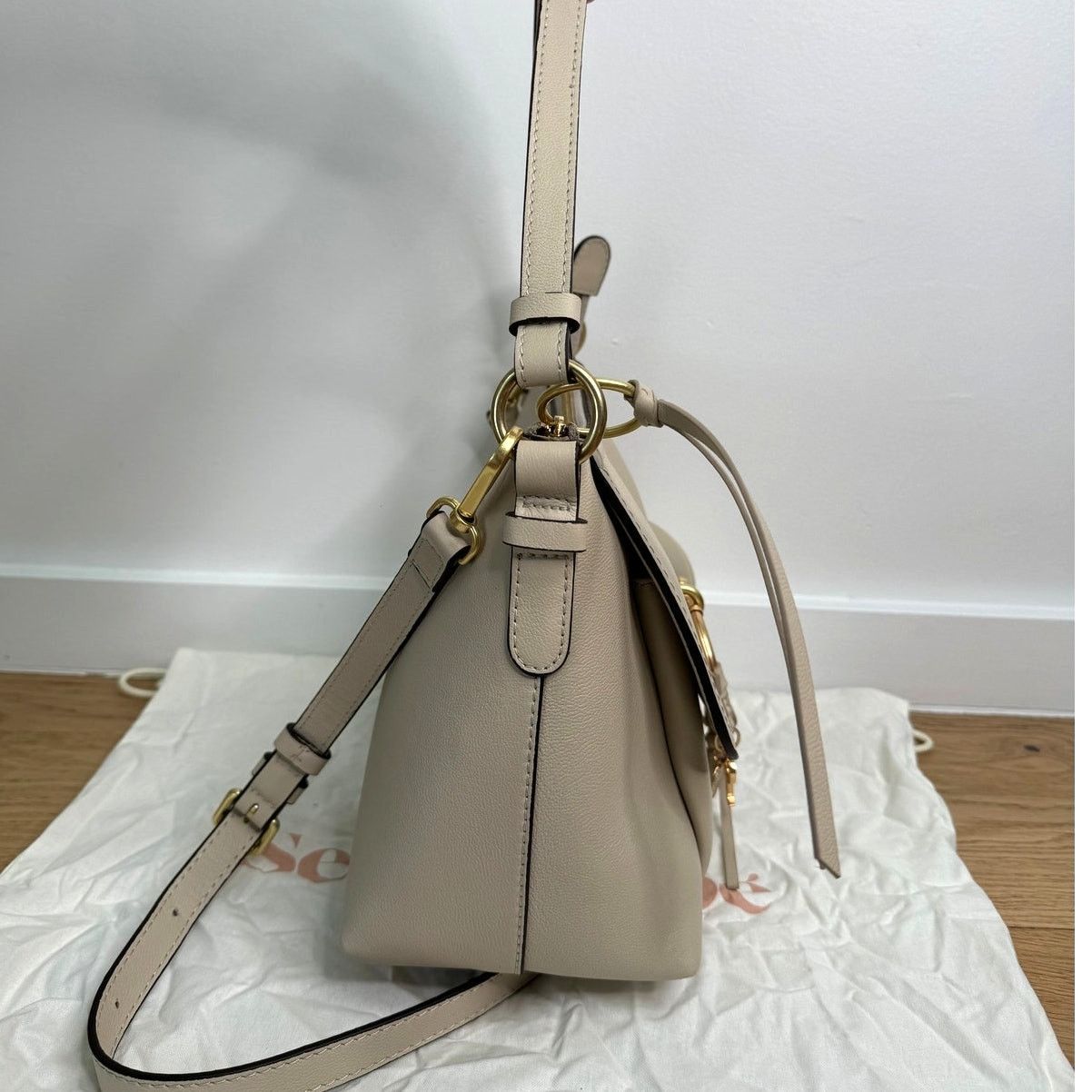 See by Chloe NWT See by Chloé Small Joan Beige Tan Leather Shoulder Bag Size ONE SIZE - 7 Thumbnail