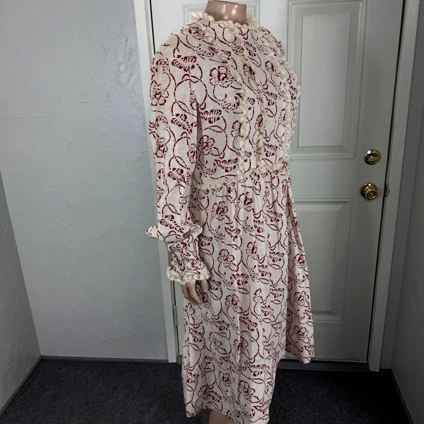 Vintage VINTAGE 70s Dress Blouson Bohemian Cotton White Long Sleeve Handmade Floral D4-10 Size M Adult Size 4XL / US 24-26 - 6 Thumbnail