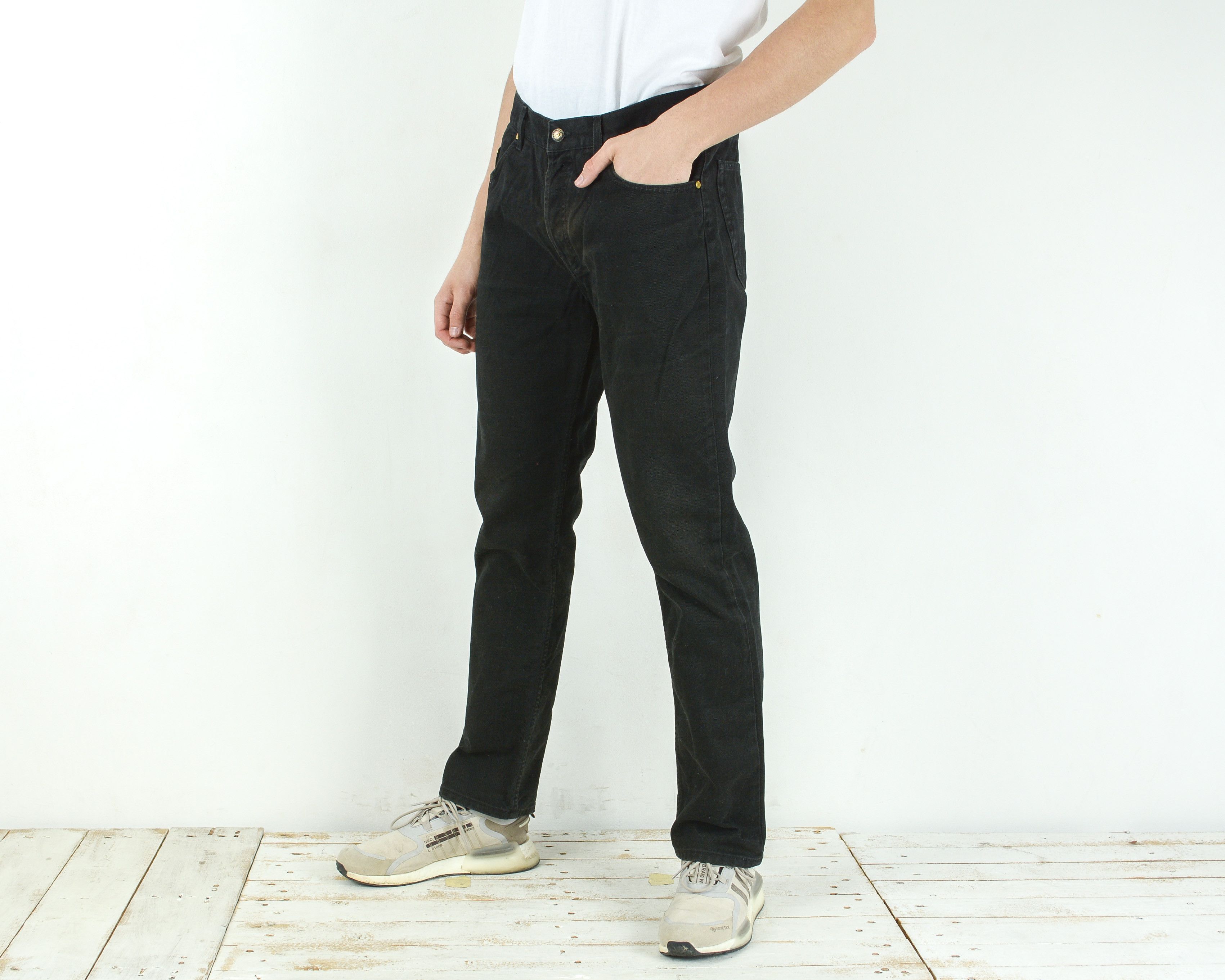 Vintage MADOC JEANS W36 L32 Regular Tapered Jeans Denim Trousers Size 36" / US 14 / IT 50 - 1 Thumbnail