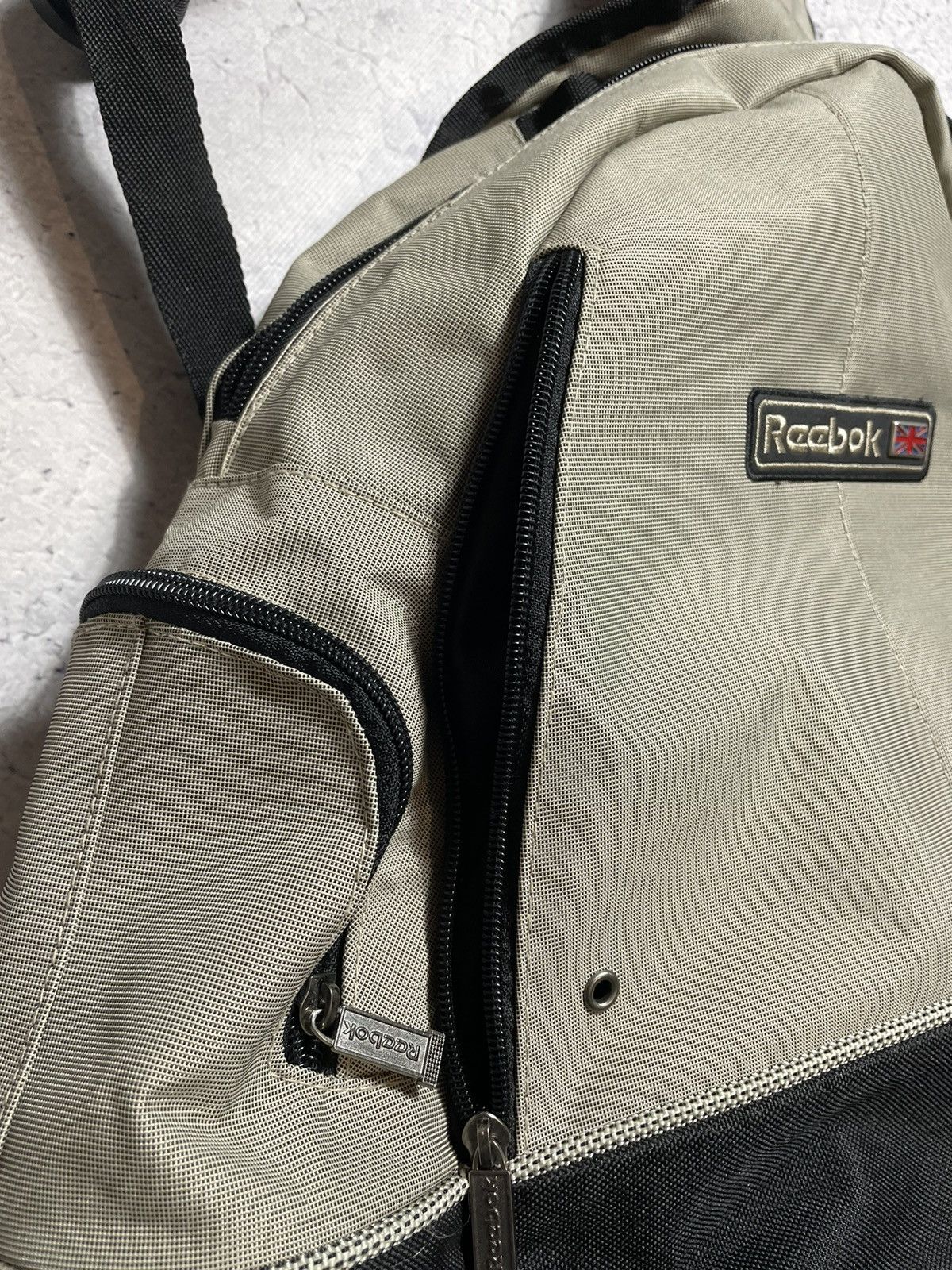 Reebok Vintage Sling Bag Crossbody Reebok Gorpcore Hype Y2K Size ONE SIZE - 12 Thumbnail