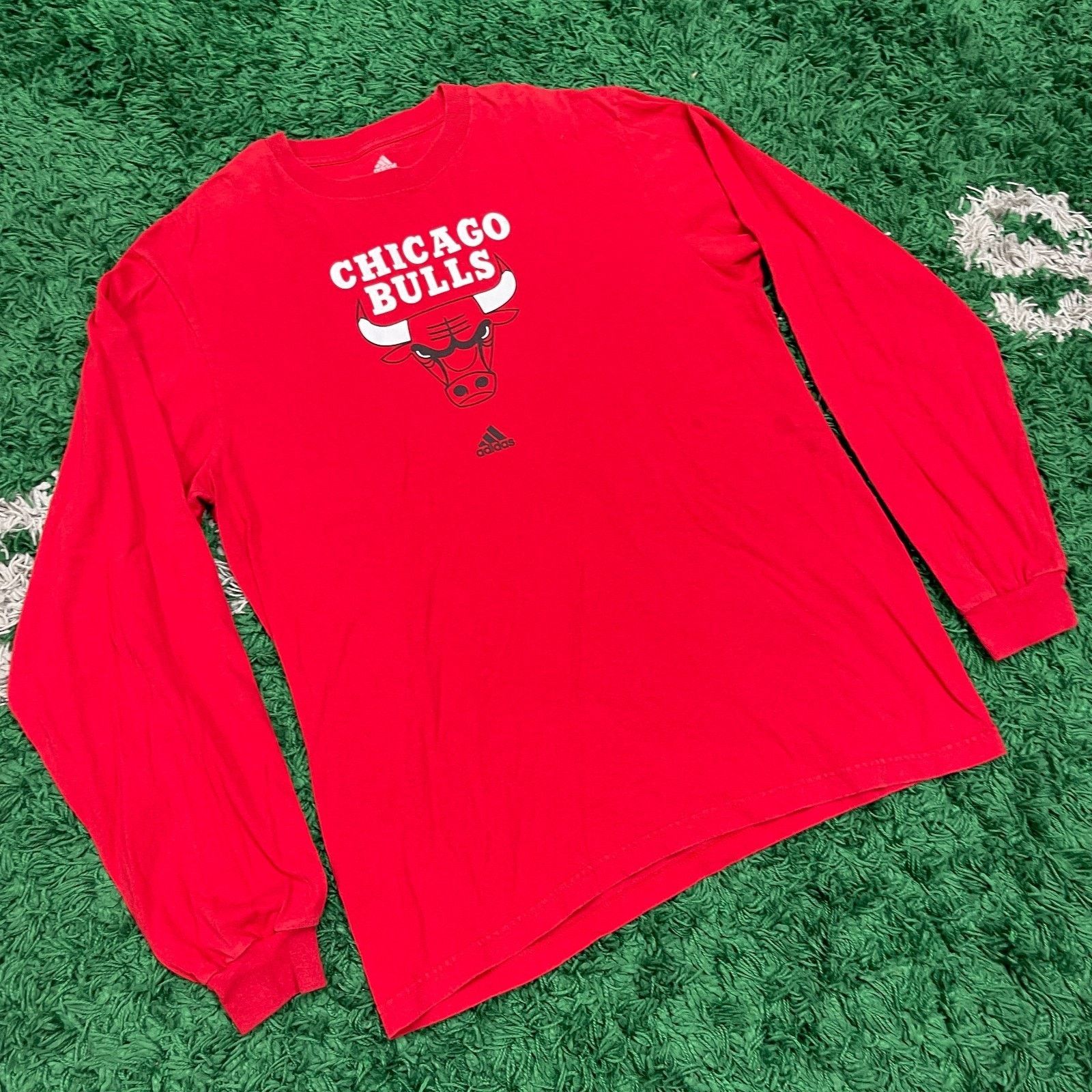 Adidas Adidas Chicago Bulls NBA Basketball Long Sleeve Red Tee Size US XL / EU 56 / 4 - 2 Thumbnail