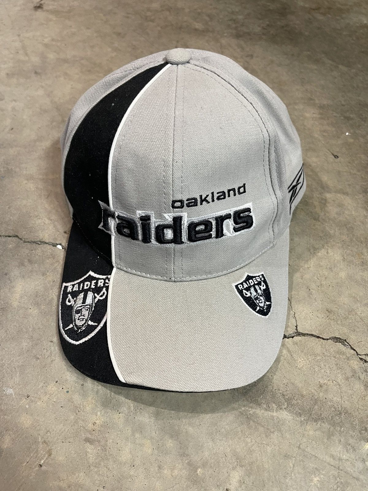 Vintage Vintage Oakland Raiders Hat Size ONE SIZE - 1 Thumbnail