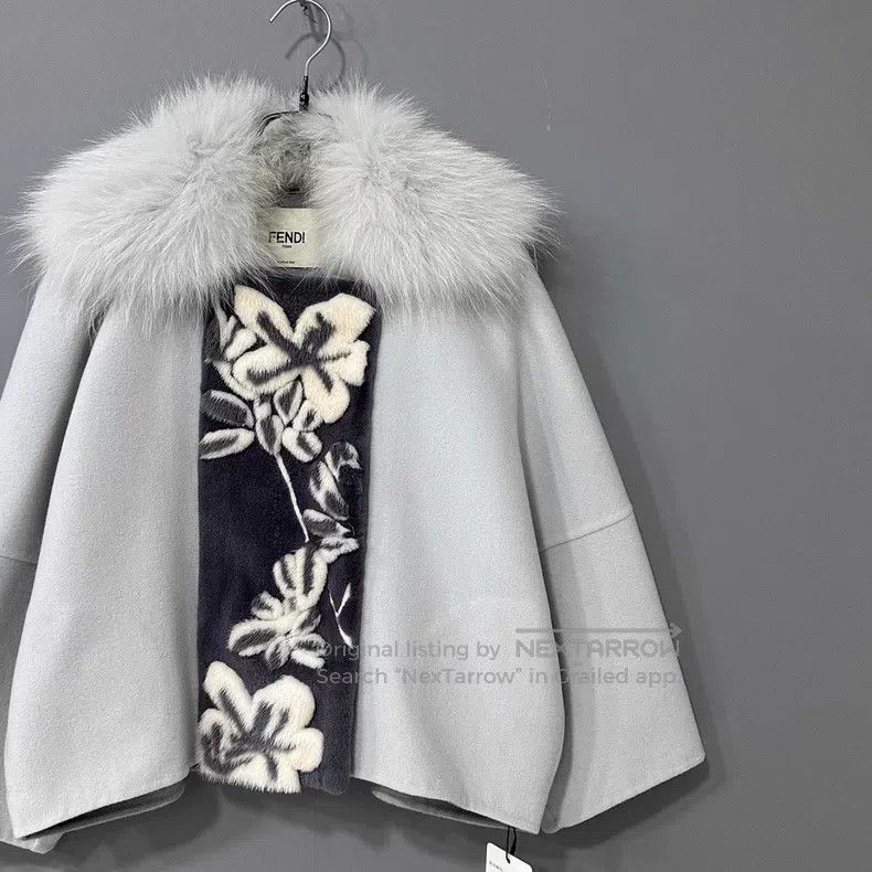 Fendi Fendi Mink cashmere fox fur cloak Size M / US 6-8 / IT 42-44 - 2 Thumbnail