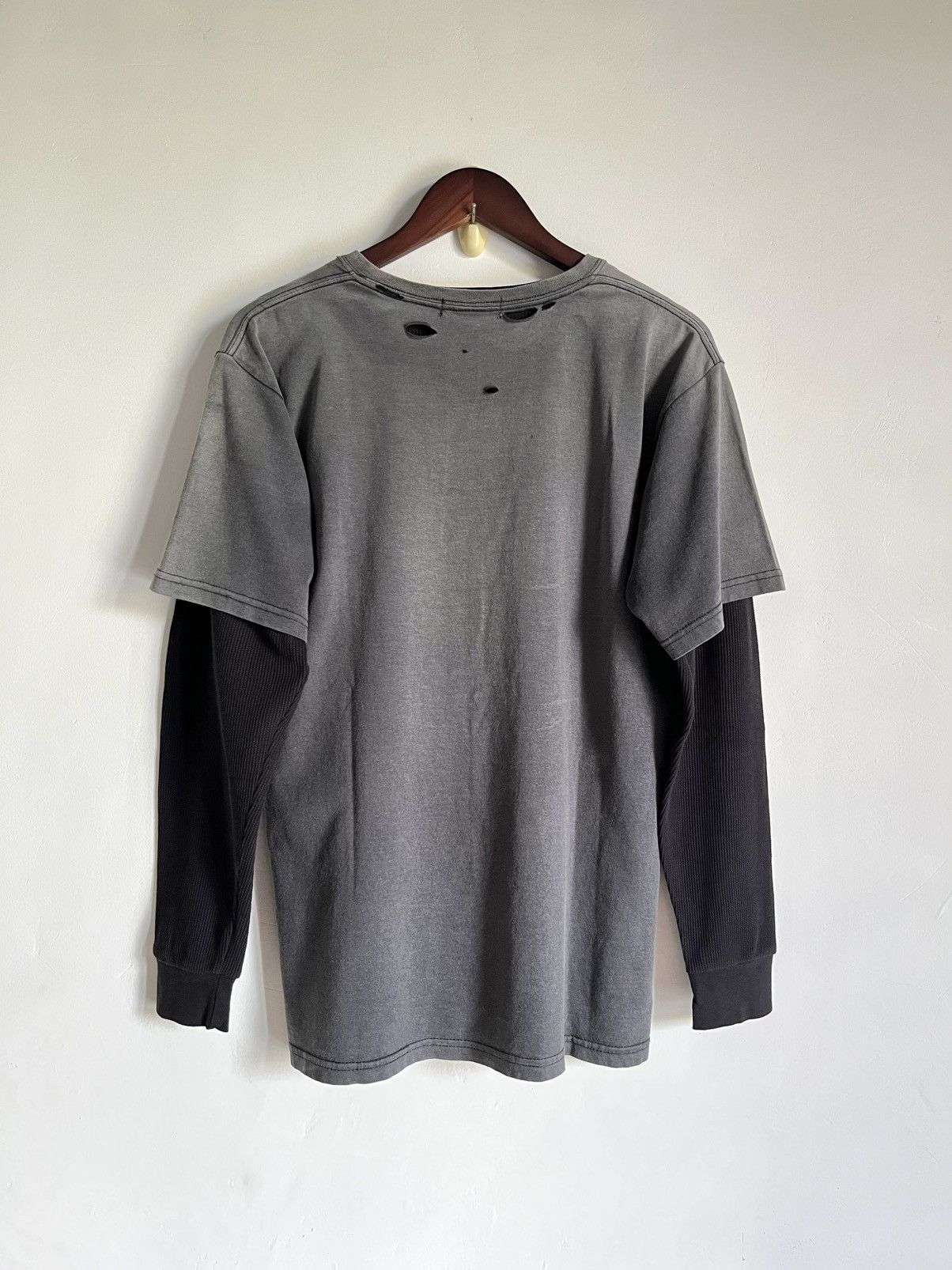 Undercover 2000s Undercover ' We Make Noise ' Thrashed Tee Size US M / EU 48-50 / 2 - 2 Thumbnail