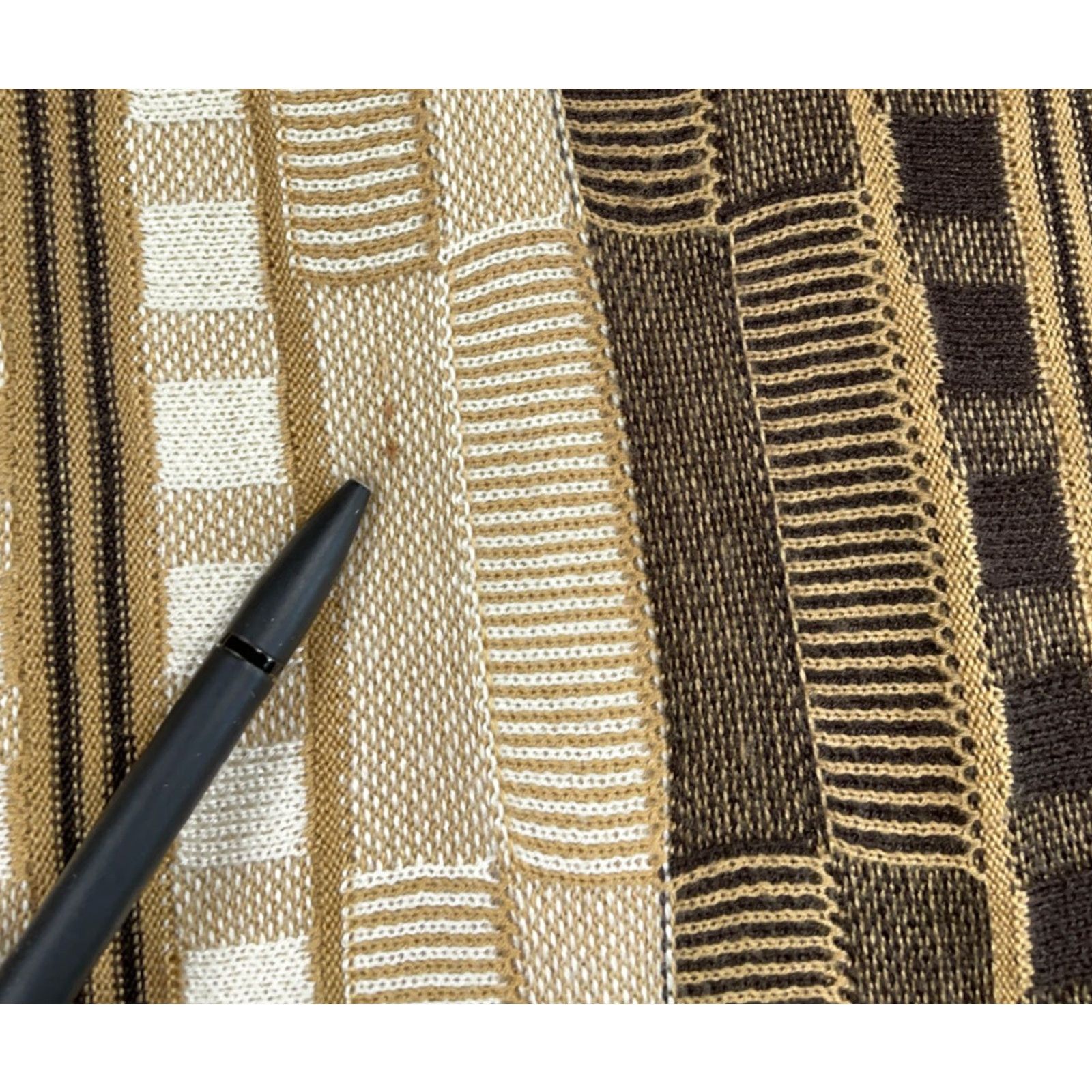 Vintage VINTAGE? No—rearranged: Steve Harvey Sweater Men’s Large Brown 1/4 Zip Geometric Knit Pullover Casual Dad Style 90s Retro Size US L / EU 52-54 / 3 - 4 Thumbnail