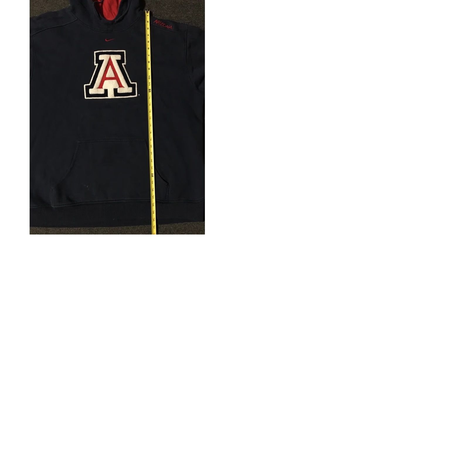 Travis Scott VINTAGE Nike University Of Arizona Faded Center Swoosh Hoodie 2XL Navy Blue Sweatshirt Pullover Men XXL 90s Grunge College Logo Size US XXL / EU 58 / 5 - 9 Thumbnail