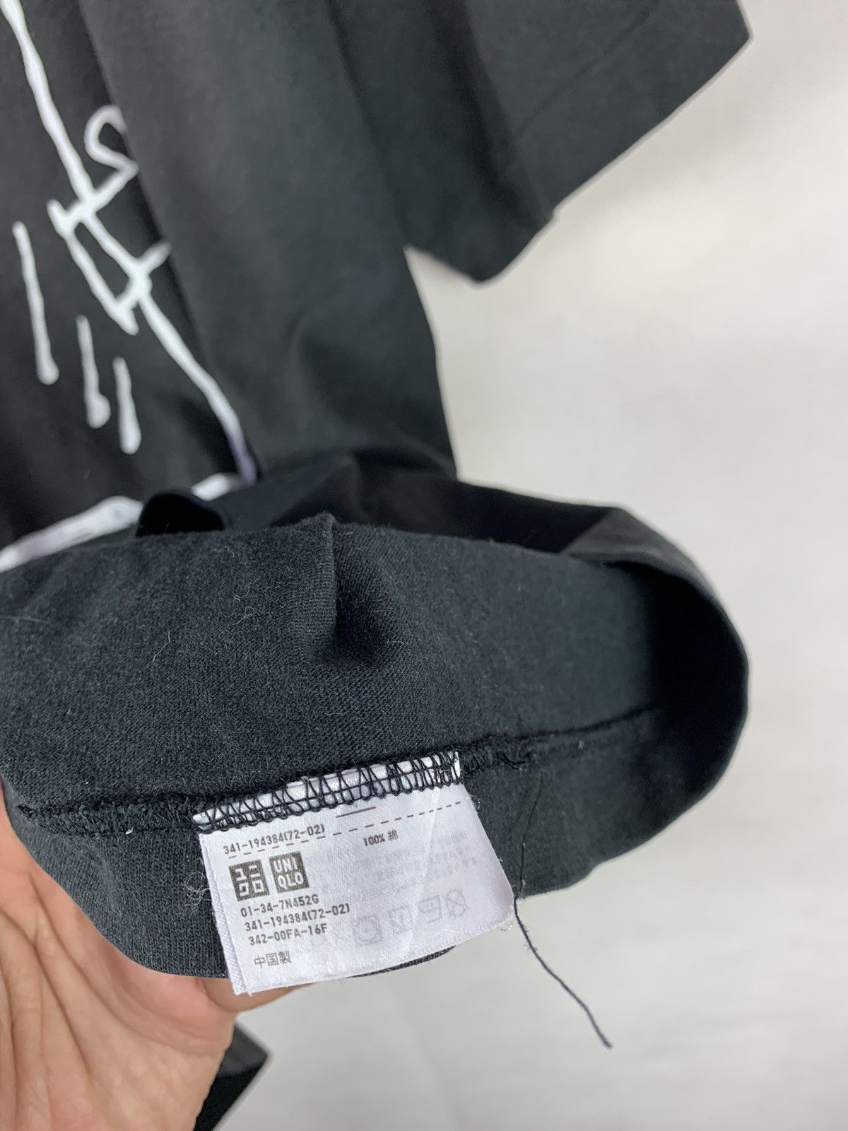 Kaws × Peanuts × Uniqlo Steals! Uniqlo Kaws Peanuts Snoopy Tee Streetwear Size US L / EU 52-54 / 3 - 6 Thumbnail