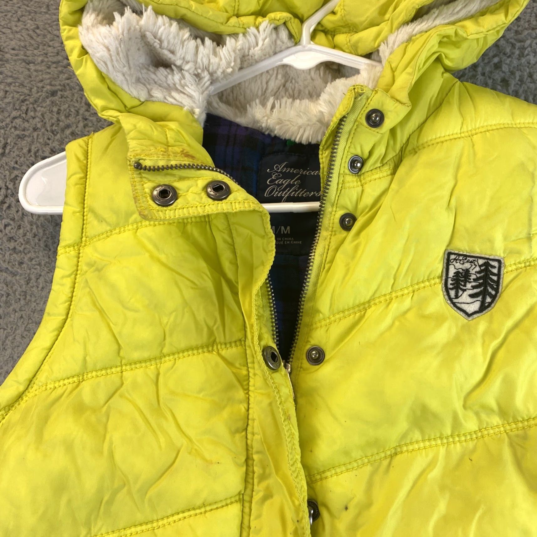 Vintage **American Eagle Women's Hooded Vest M Yellow Zip Sleeveless** User: **Women's American Eagle Hooded Vest M Yellow Zip Sleeveless** Size M / US 6-8 / IT 42-44 - 2 Thumbnail