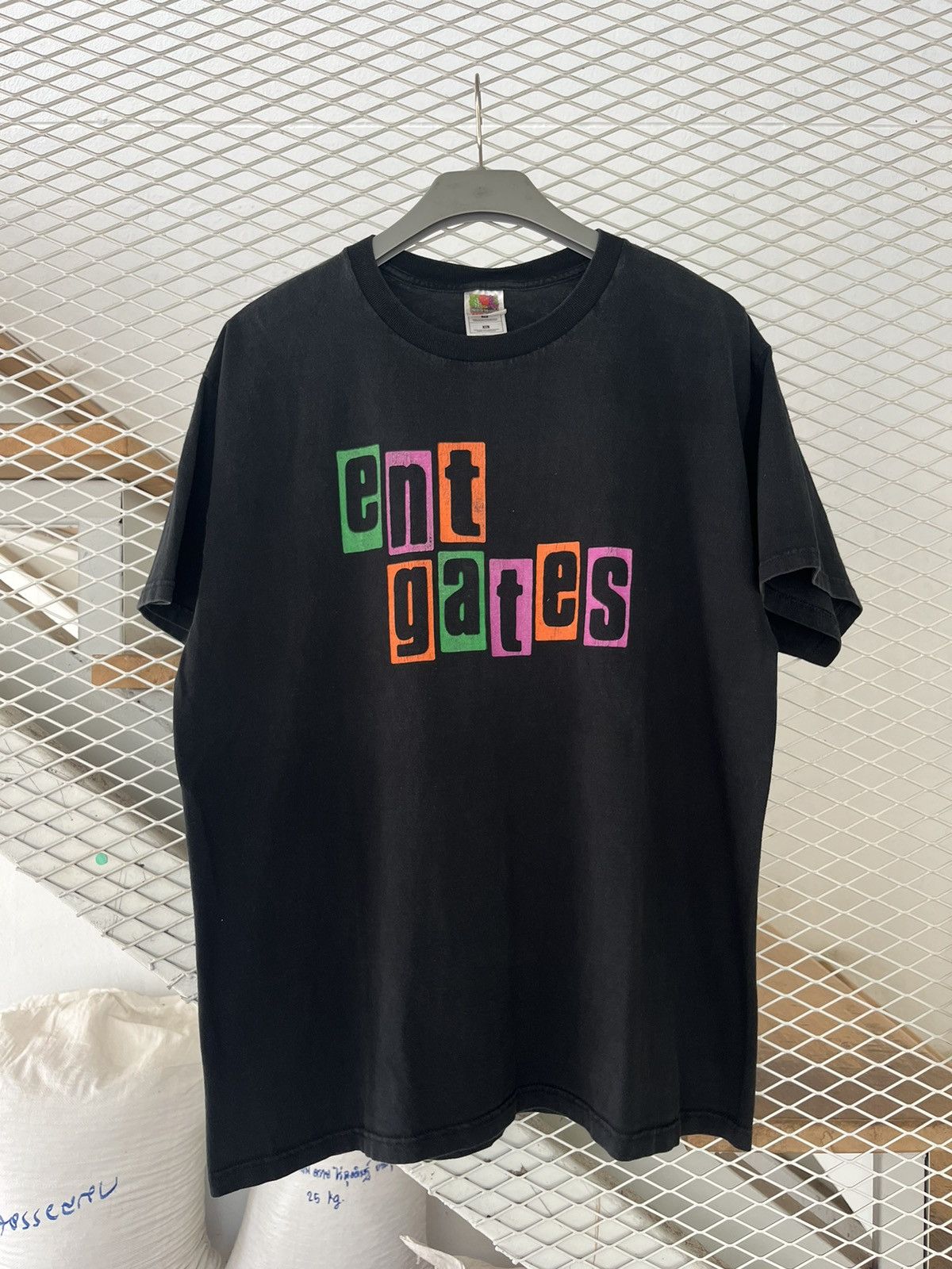 Band Tees × Vintage Vintage ENT GATES / DVD 90’s Tshirt Size US XL / EU 56 / 4 - 2 Thumbnail