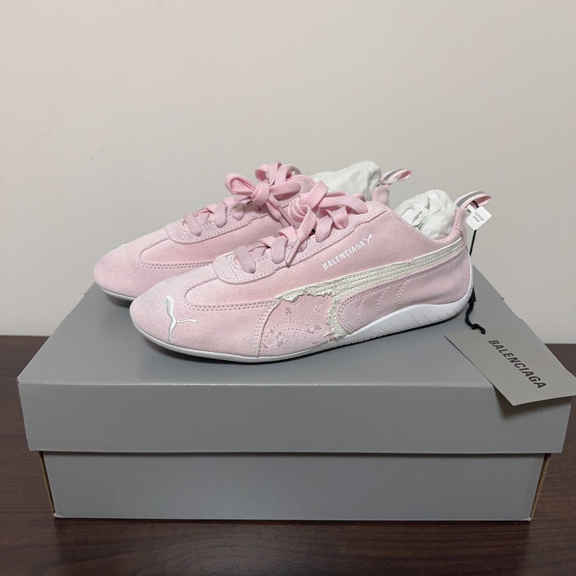 Balenciaga balenciaga x puma pink speedcat shoes Size US 10 / EU 43 - 1 Thumbnail