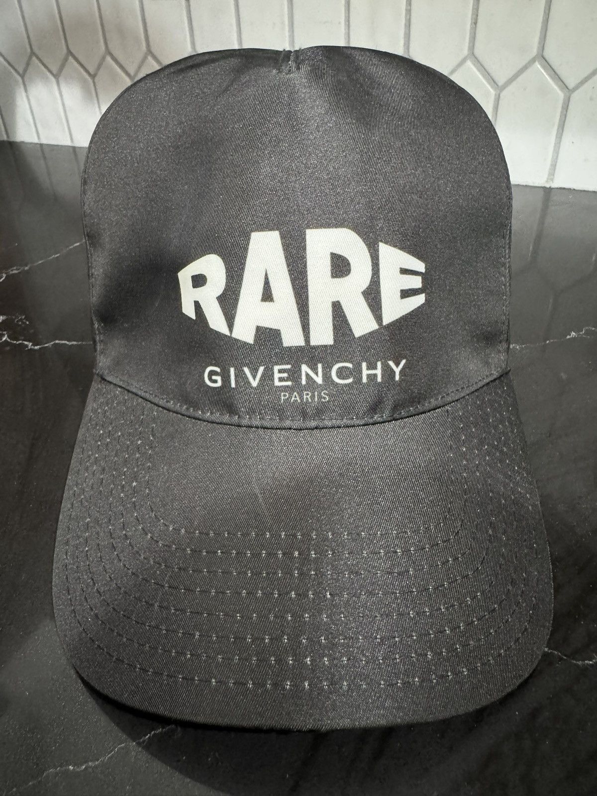 Givenchy Givenchy mens hat Size ONE SIZE - 1 Thumbnail