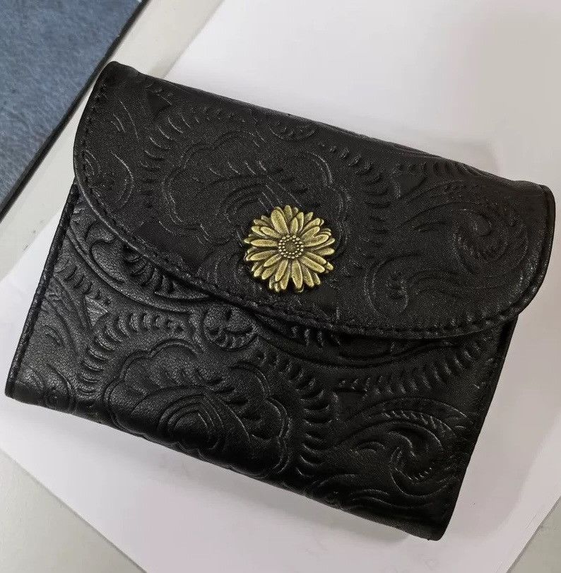 Japanese Brand Retro western embossed leather card holder wallet Size ONE SIZE - 4 Thumbnail
