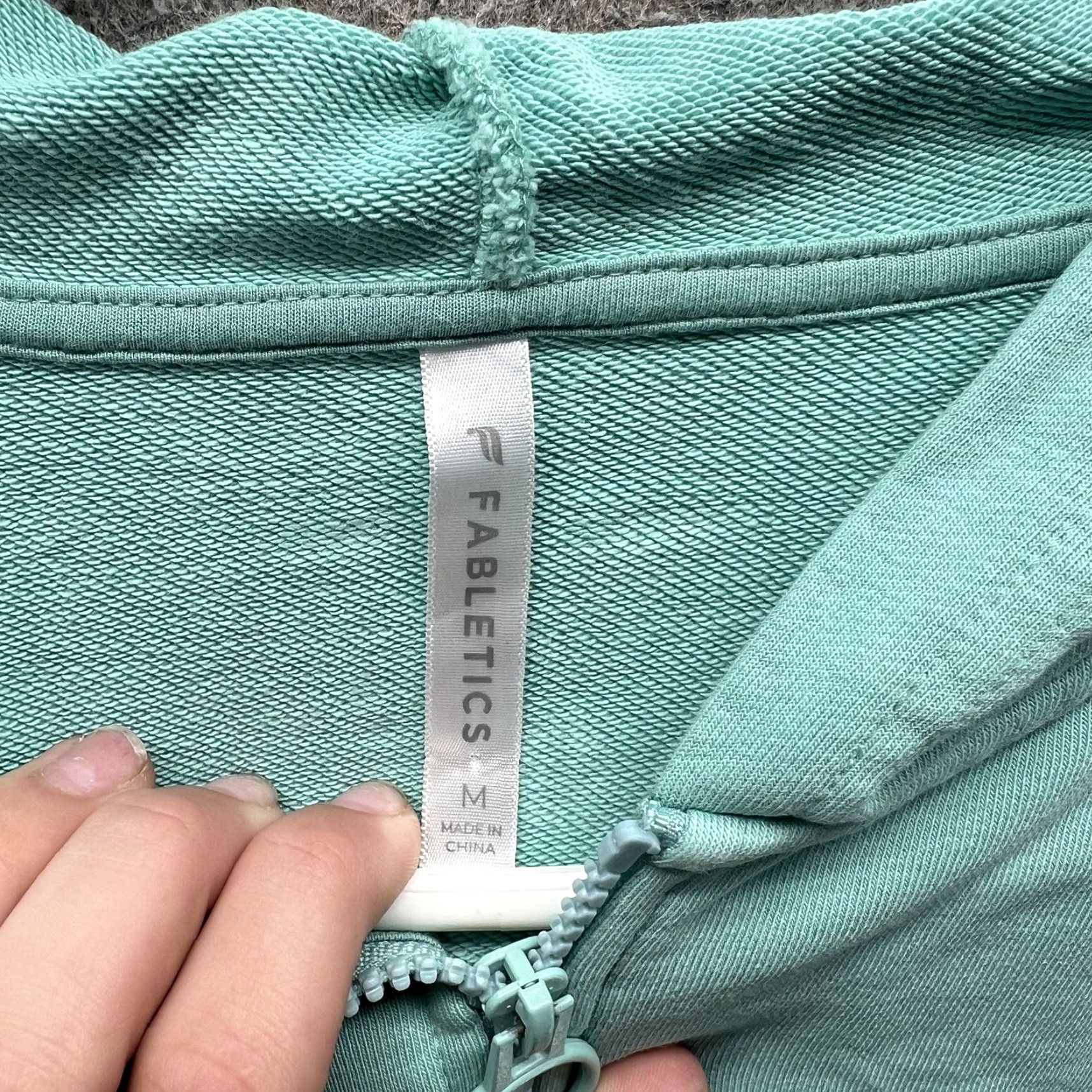 Fabletics Fabletics Hoodie Womens Medium Mint Green Zip Up Cropped Jacket Sweatshirt Size M / US 6-8 / IT 42-44 - 6 Thumbnail