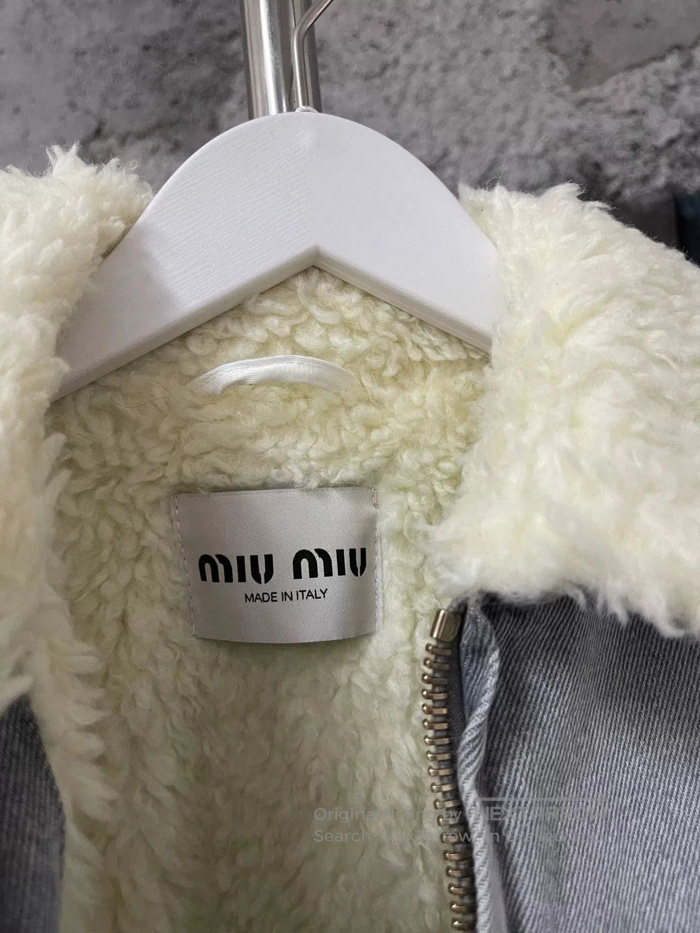 Miu Miu gray shearling collar denim jacket. Size M / US 6-8 / IT 42-44 - 7 Thumbnail