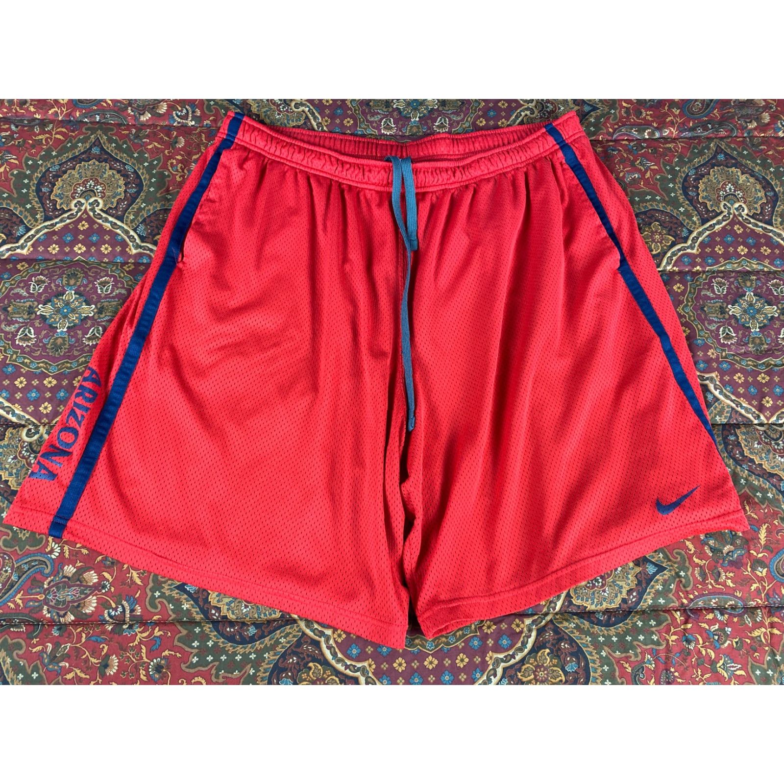 Nike Arizona Wildcats Nike Air Shorts 3XL Red Training Football Basketball Mens Athletic Size US 39 - 3 Thumbnail