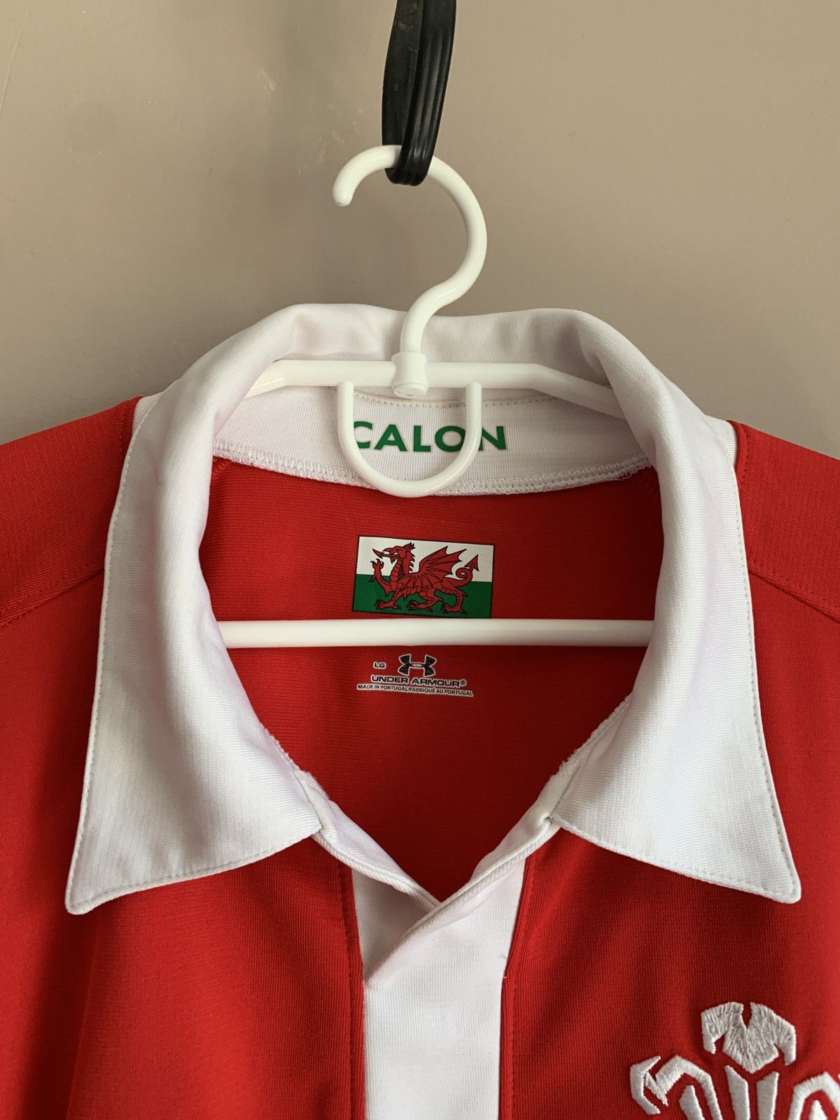 Under Armour Wales 2008 Home Rugby Union Shirt Under Armor Jersey Size L Size US L / EU 52-54 / 3 - 6 Thumbnail