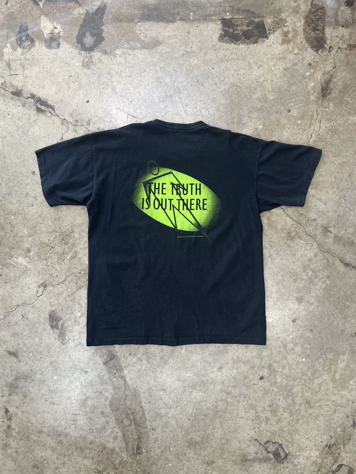 Vintage Vintage 1994 The X Files Truth Is Out There Tee XL Size US XL / EU 56 / 4 - 2 Thumbnail