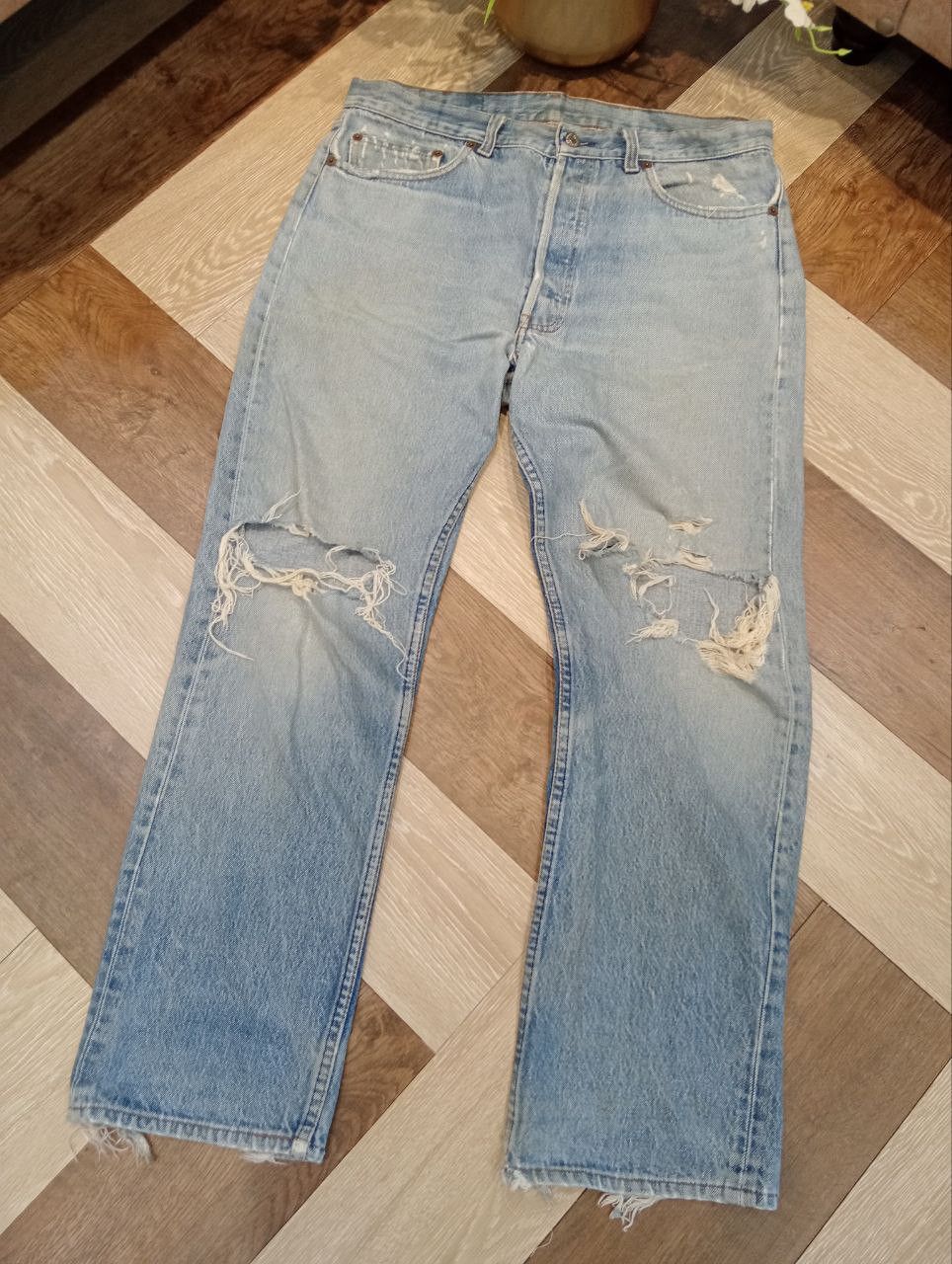 Levi's Vintage Clothing LEVI'S VINTAGE 501 DISTRESSED JEANS - SIZE 36 BLUE Size US 36 / EU 52 - 3 Thumbnail