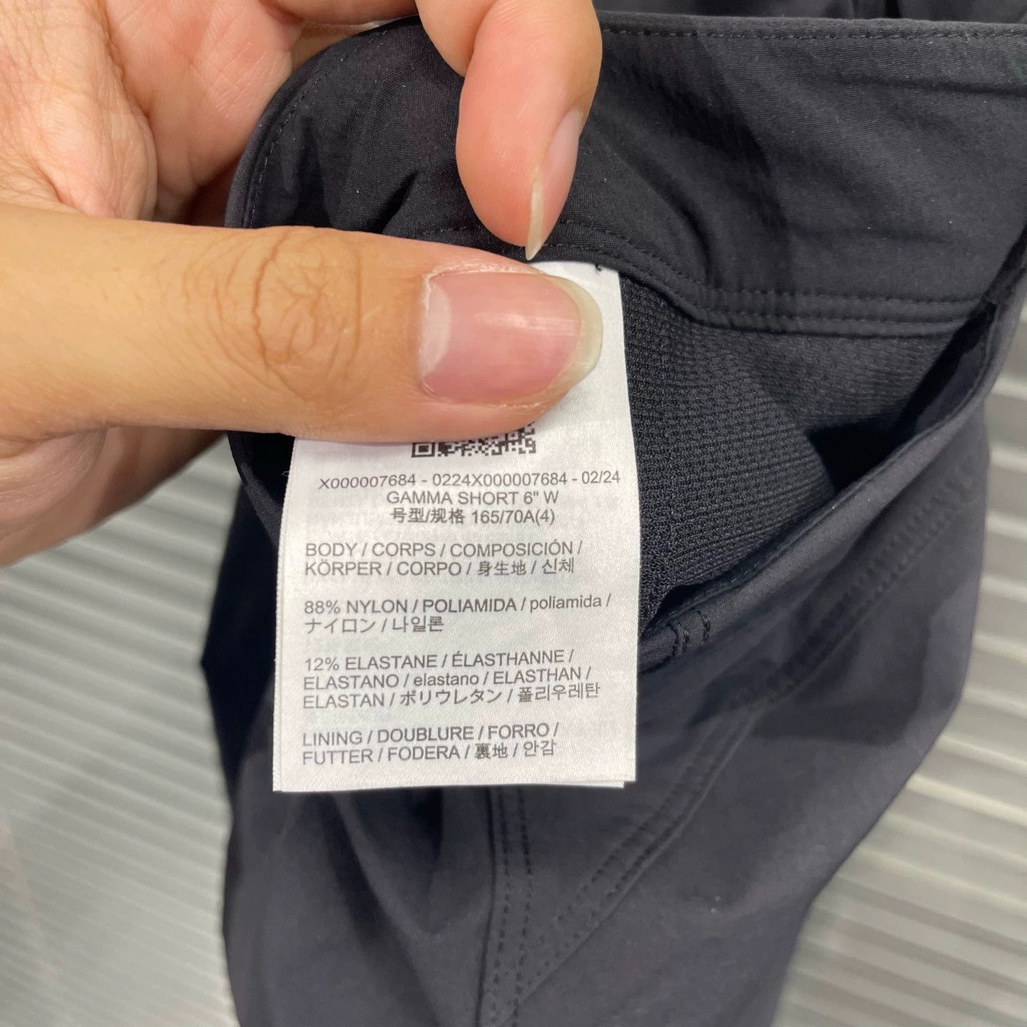 Arc'teryx Arcteryx mid-waist embroidered zipper 3" casual short 4 Size 27" / US 4 / IT 40 - 4 Thumbnail