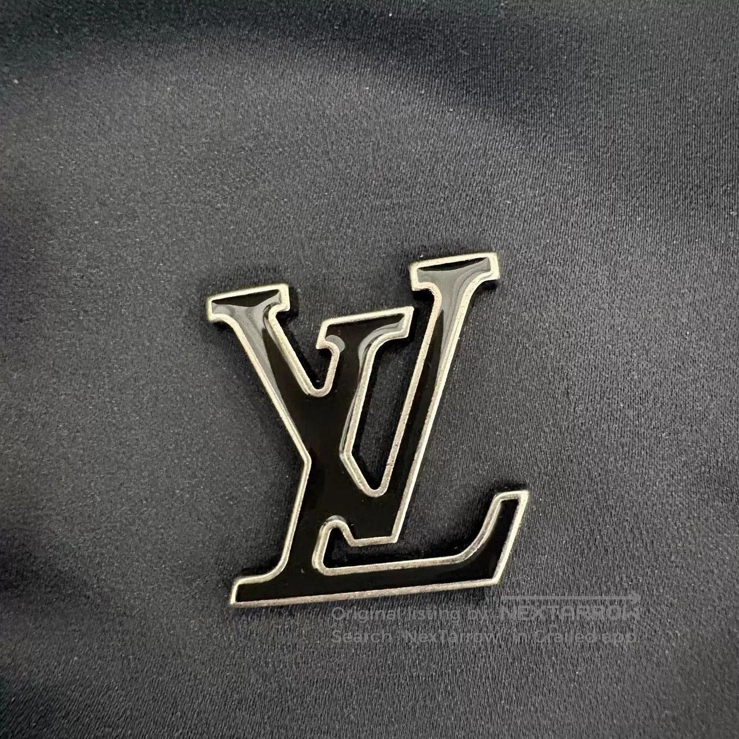 Louis Vuitton Black Zip. Size US M / EU 48-50 / 2 - 8 Thumbnail