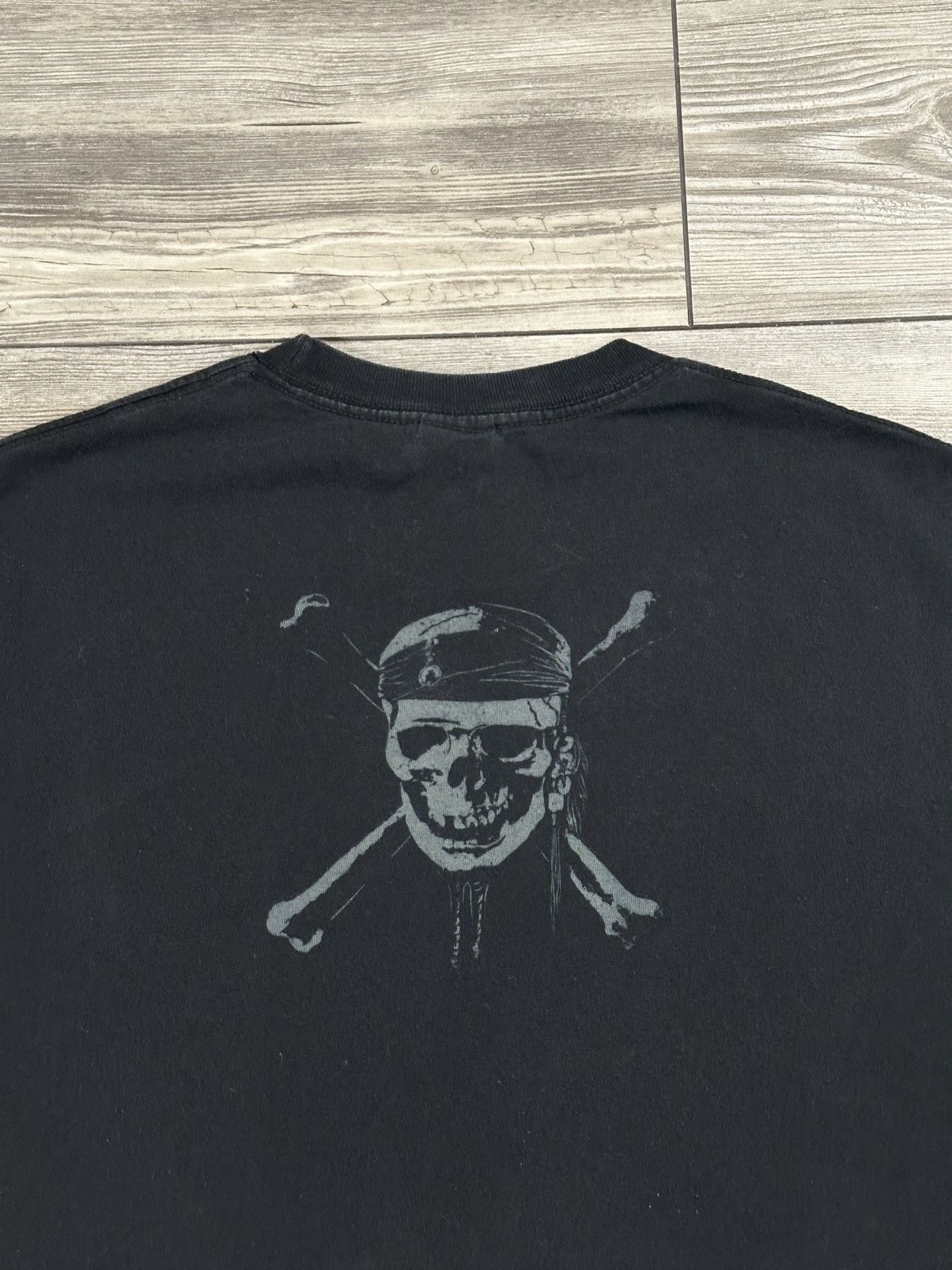 Disney Vintage Y2K Pirates Of The Caribbean At Worlds End T Shirt Size US L / EU 52-54 / 3 - 4 Thumbnail