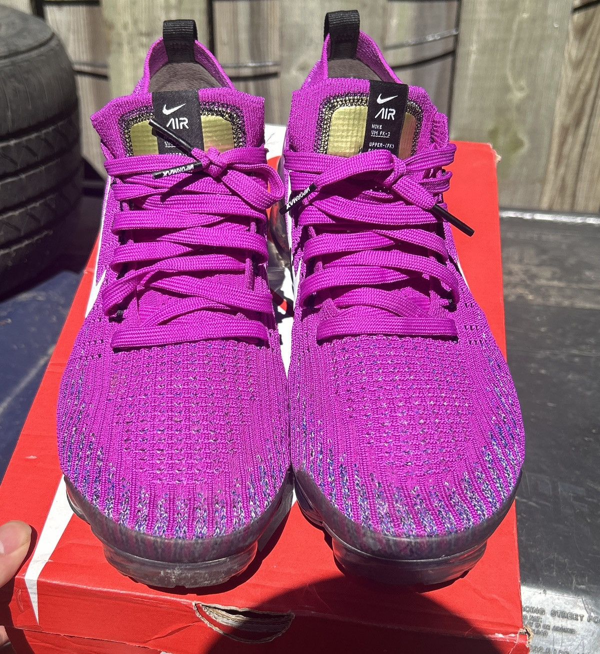 Nike Nike Air VaporMax Flyknit 3 Vivid Purple Size US 9.5 / EU 42-43 - 2 Thumbnail