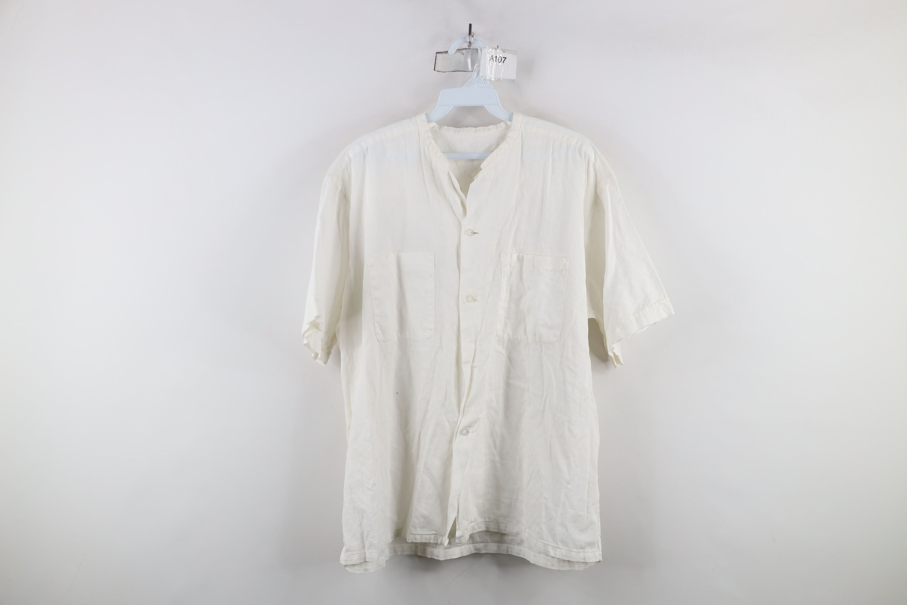 Vintage Vintage 50s Short Sleeve Band Collar Button Shirt USA Size US XL / EU 56 / 4 - 1 Thumbnail
