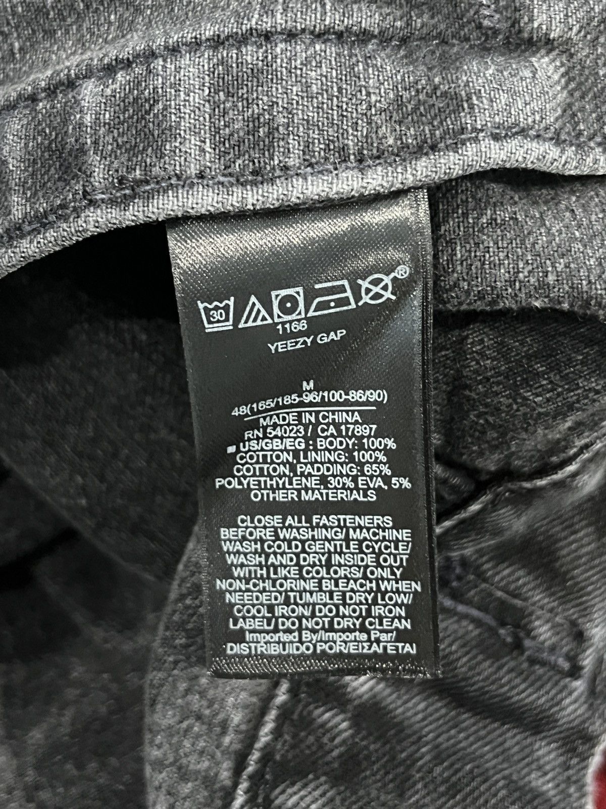 Balenciaga × Gap × Yeezy Yeezy Gap Balenciaga Denim Jacket Dark Grey Size US M / EU 48-50 / 2 - 7 Thumbnail