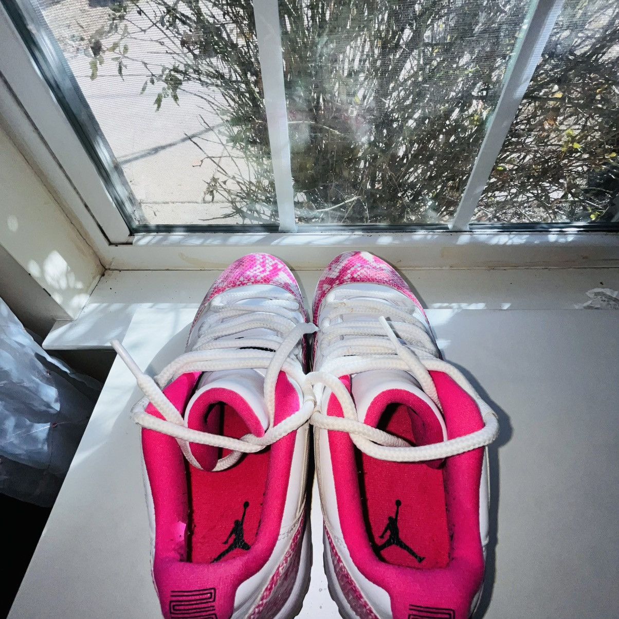 Jordan Brand Jordan11 RetroLow pink-snakeskin Size US 8.5 / IT 38.5 - 5 Thumbnail