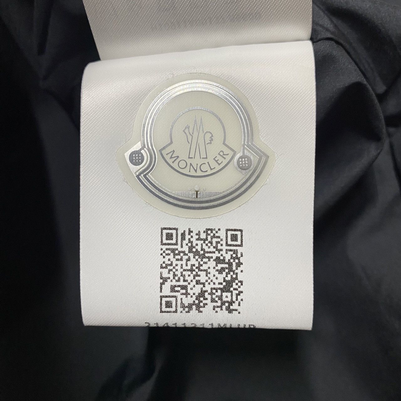 Moncler Moncler bayu Size 2 M mens light bomber jacket black 1 S Size US M / EU 48-50 / 2 - 17 Thumbnail