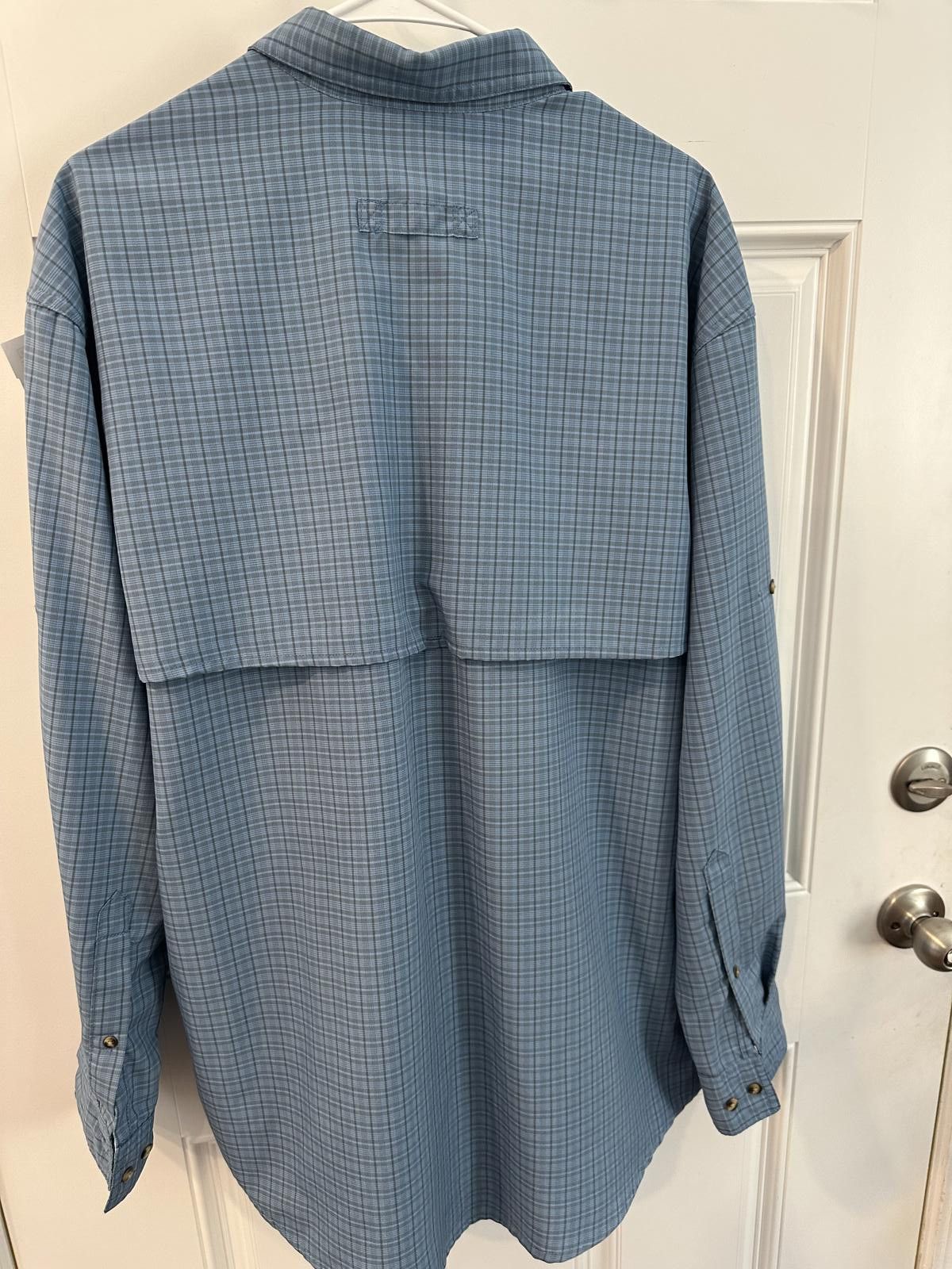 L.L. Bean Mens Large LL bean shirt hiking outdoors blue gray plaid Size US L / EU 52-54 / 3 - 7 Thumbnail