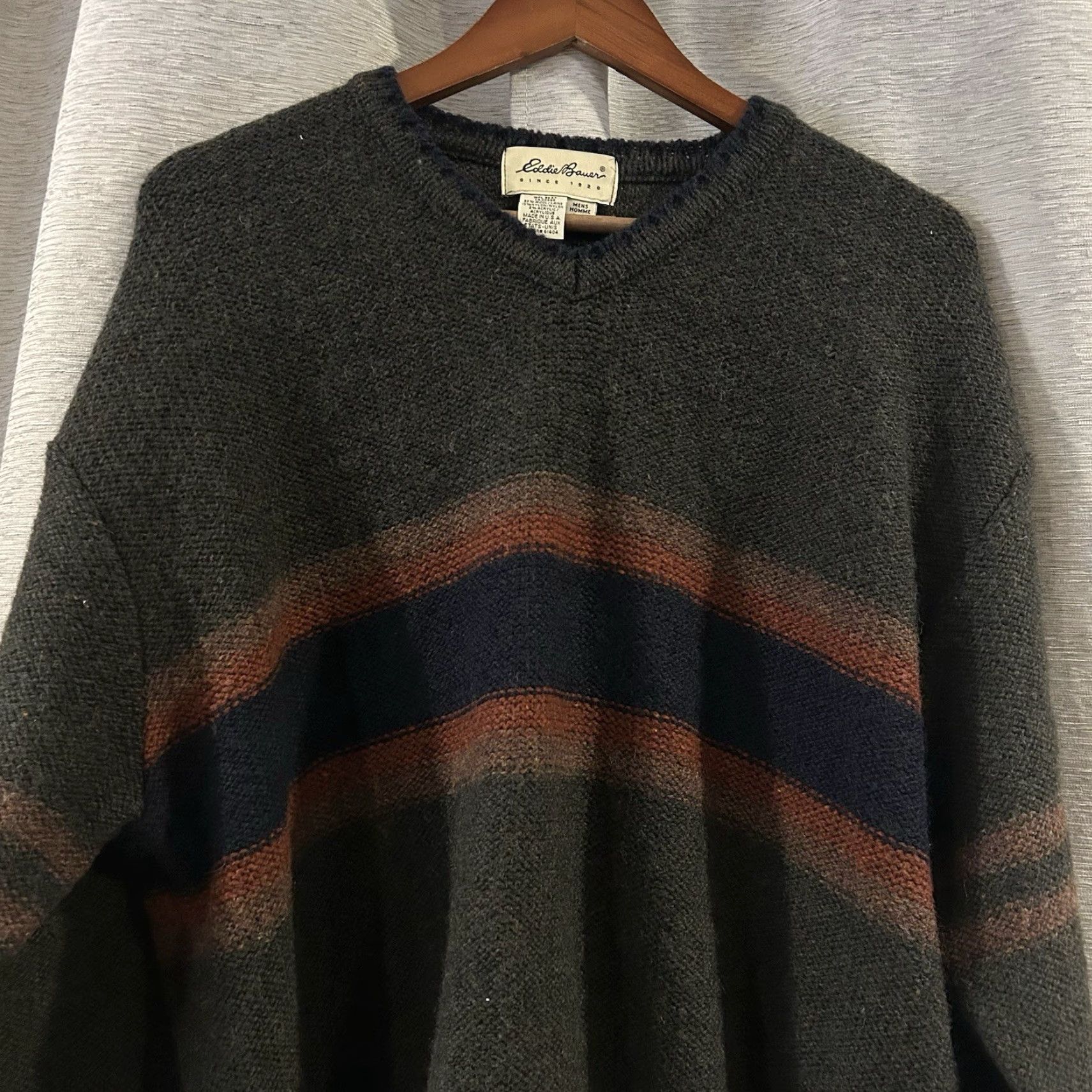 Eddie Bauer VINTAGE Eddie Bauer Sweater Mens L Wool Blend Green W/ Stripe Thick Knit USA Made Pullover Knit Long Sleeve V-Neck Mens Size US L / EU 52-54 / 3 - 3 Thumbnail