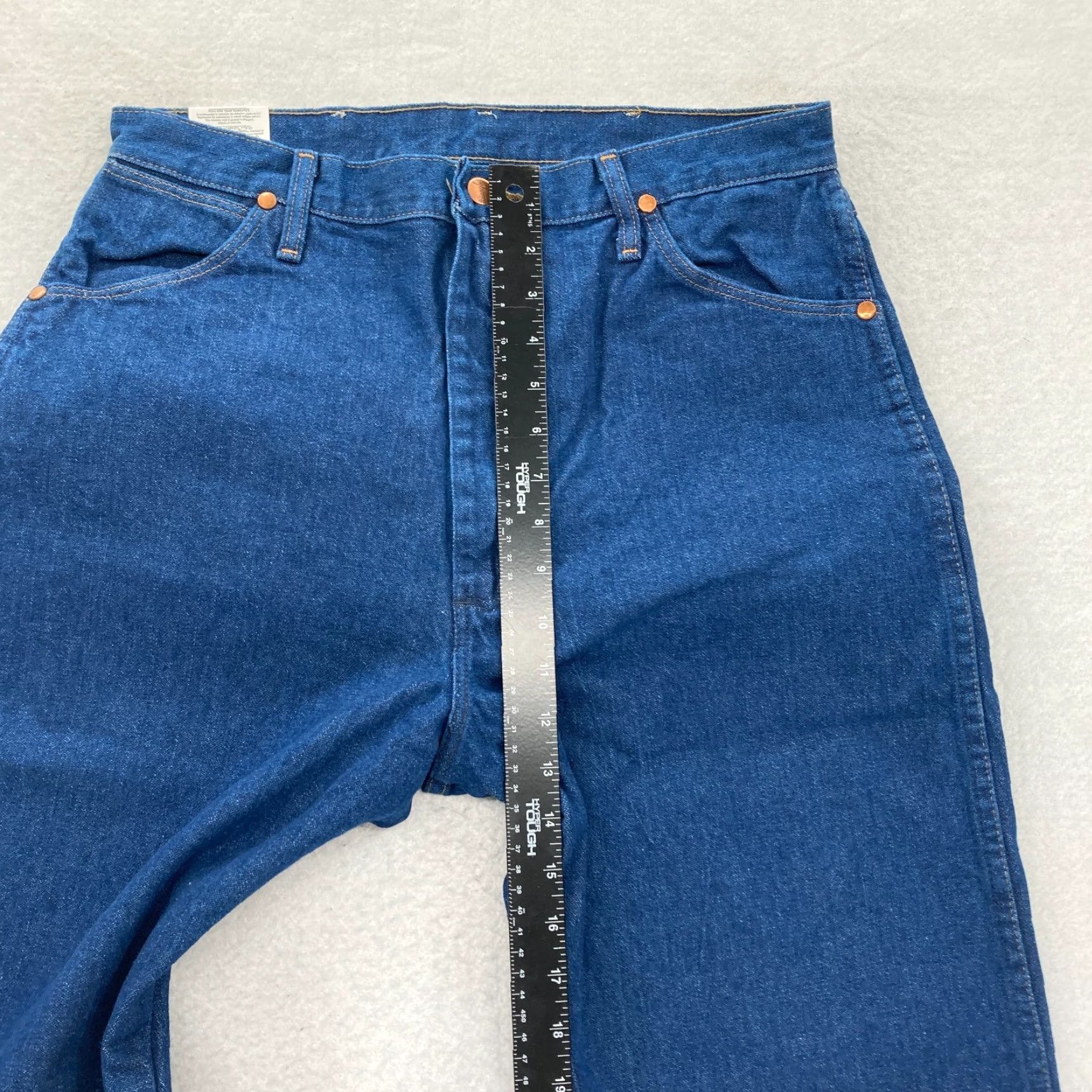 Wrangler Wrangler Cowboy Cut Jeans Women's 15x32 Slim Fit Dark Wash Blue Denim 14MWZ NWT Jeans Women Slim Dark Wash Blue Wrangler Cowboy Cut 14MWZ NWT Size 36" / US 14 / IT 50 - 7 Thumbnail
