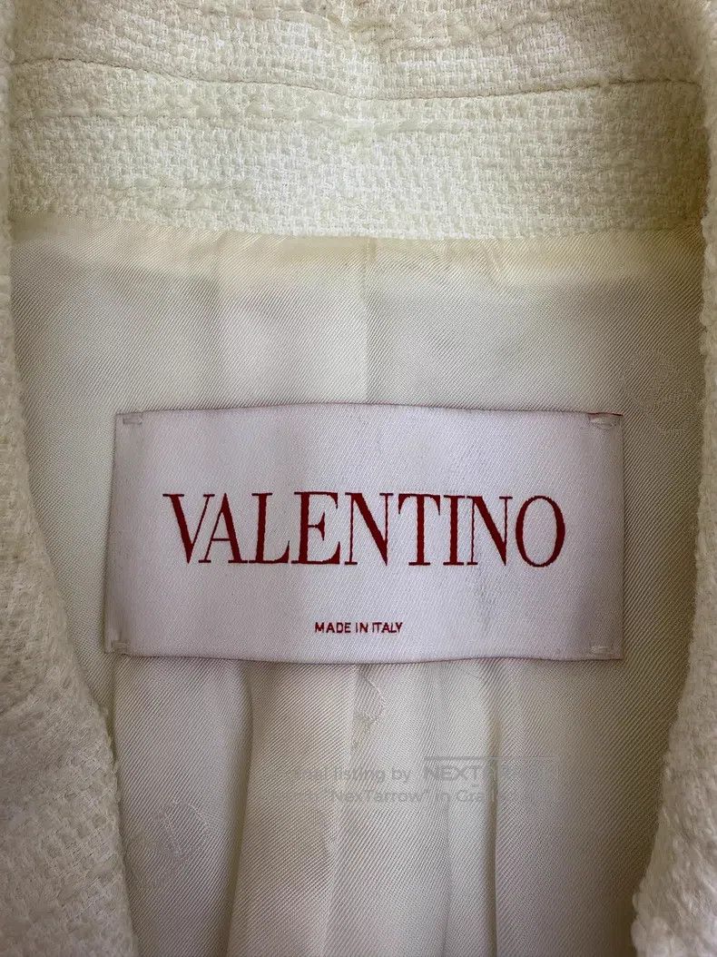 Valentino Valentino Tweed lapel small fragrant blazer Size XS / US 0-2 / IT 36-38 - 7 Thumbnail